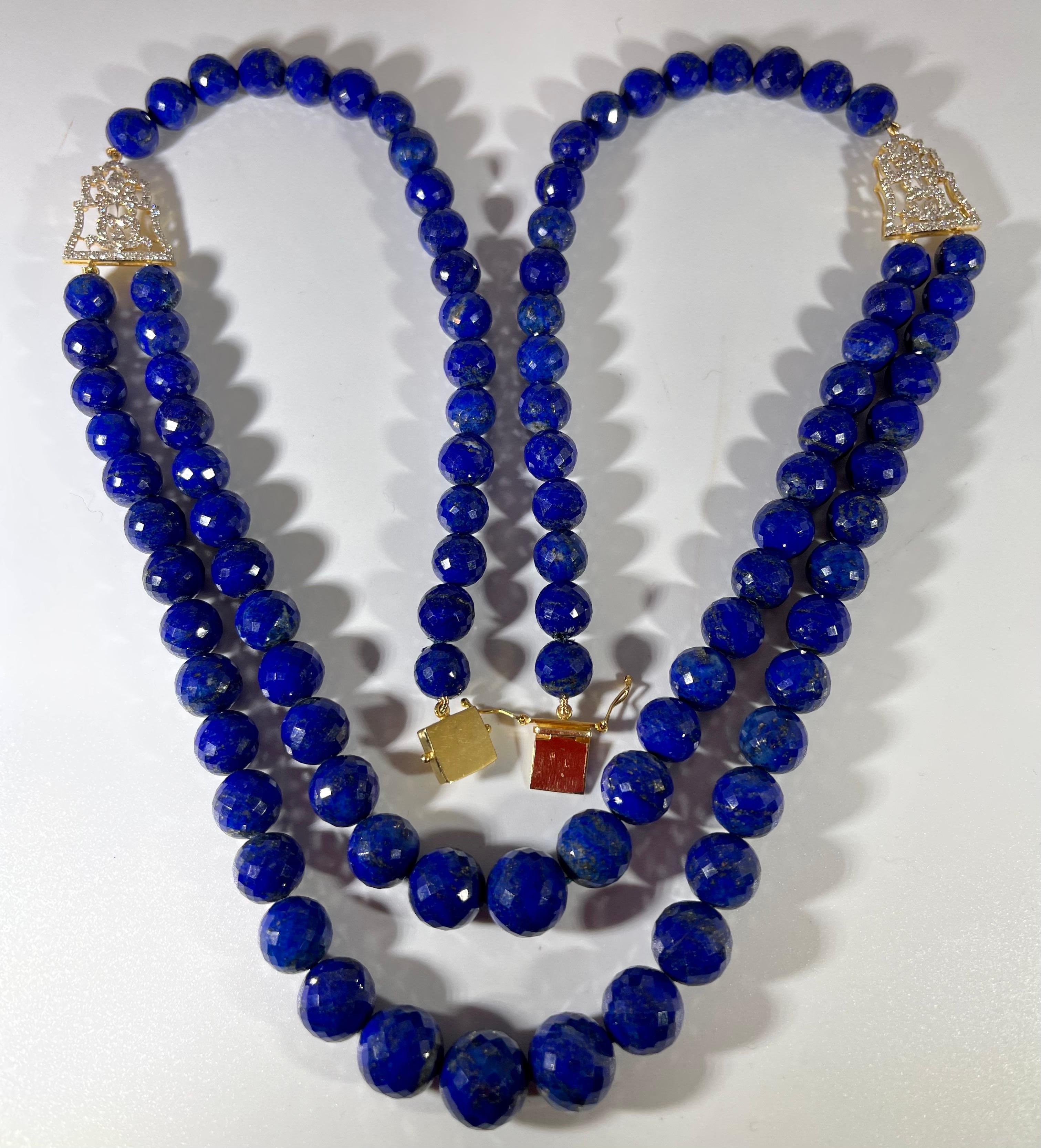Vintage Lapis Lazuli Double Strand Diamond Necklace 14 Kt Yellow Gold Clasp For Sale 2