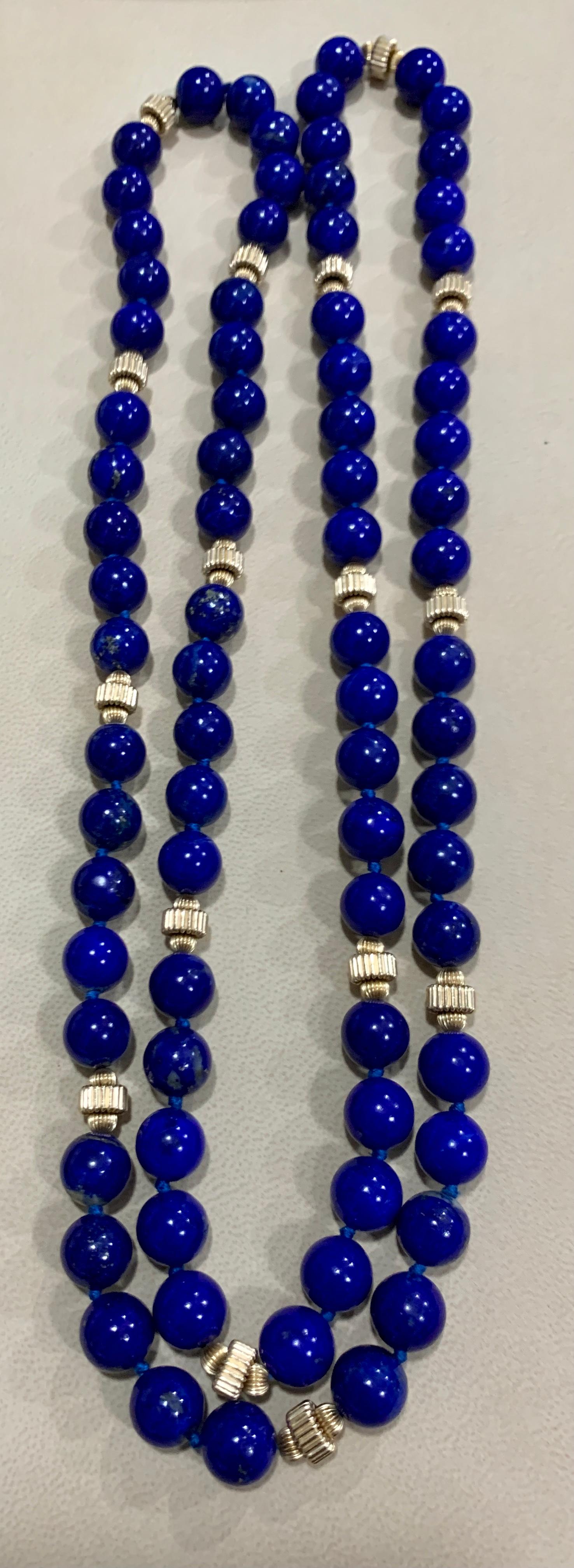 Vintage Lapis Lazuli einzelne lange Strang Halskette mit 14 Karat Gelbgold Perle Damen
