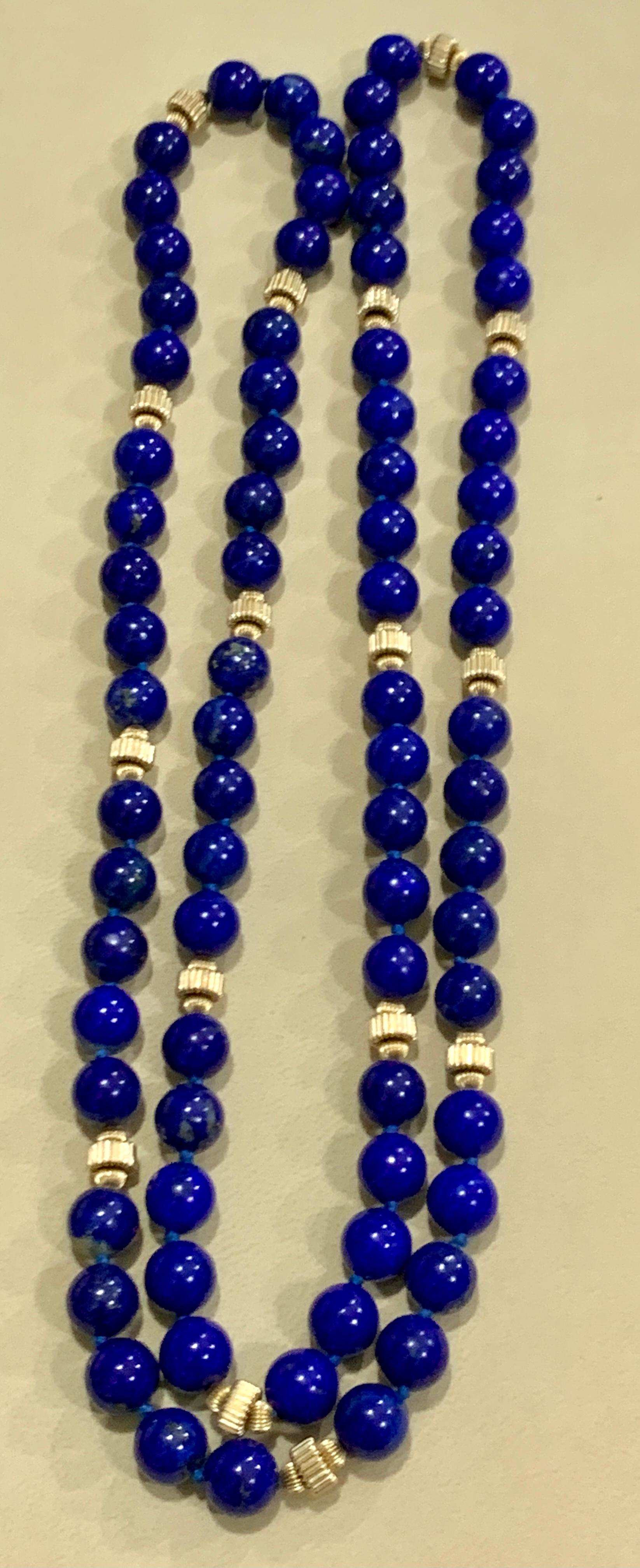 Vintage Lapis Lazuli einzelne lange Strang Halskette mit 14 Karat Gelbgold Perle 1