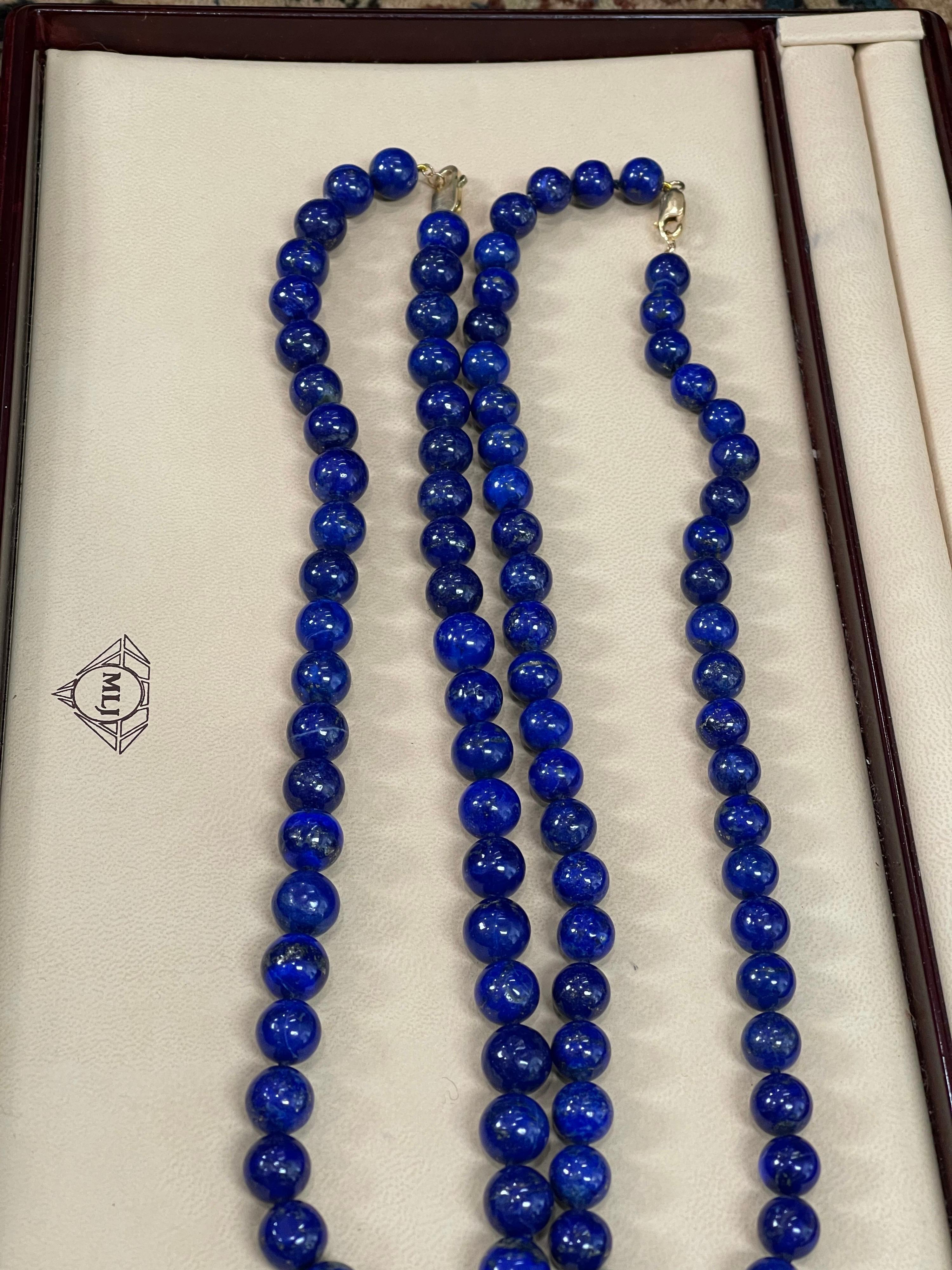 Vintage Lapis Lazuli Single Strand Necklace with 14 Karat Yellow Gold Lobster For Sale 12