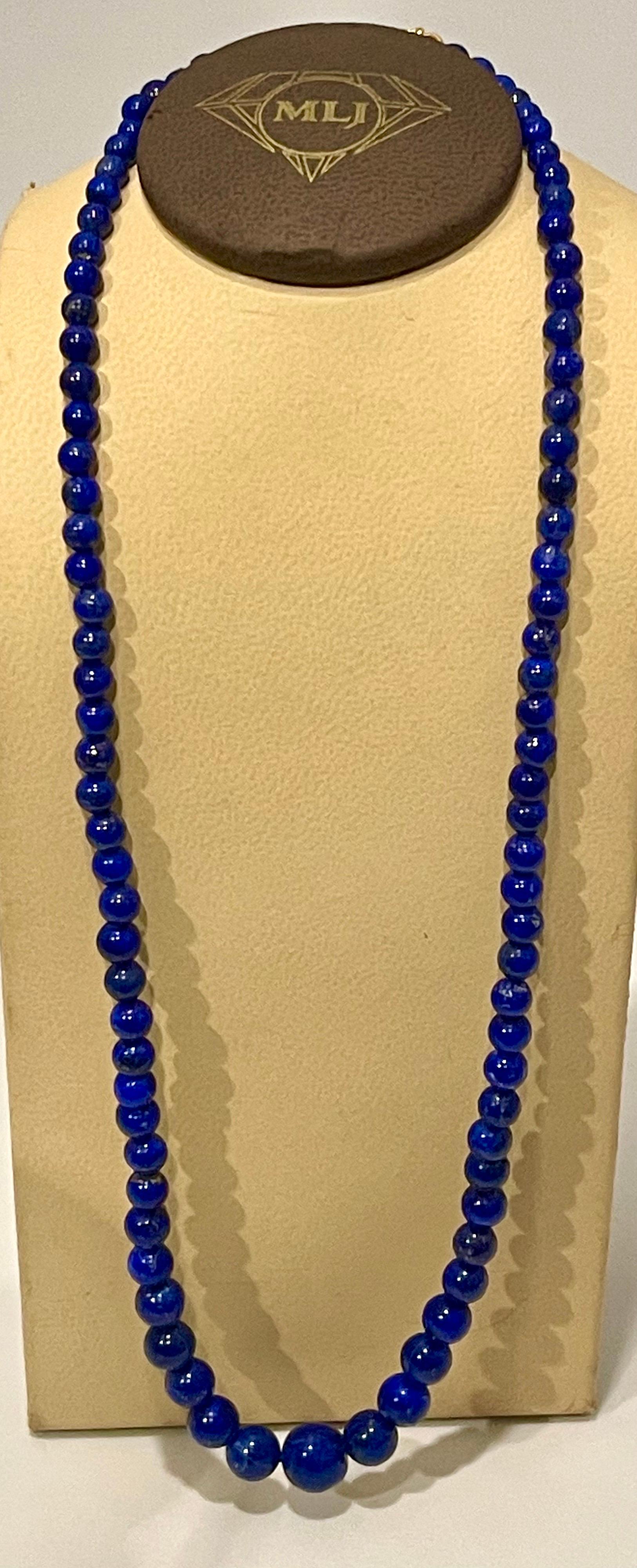 Vintage Lapis Lazuli Single Strand Necklace with 14 Karat Yellow Long Hook Clasp For Sale 3