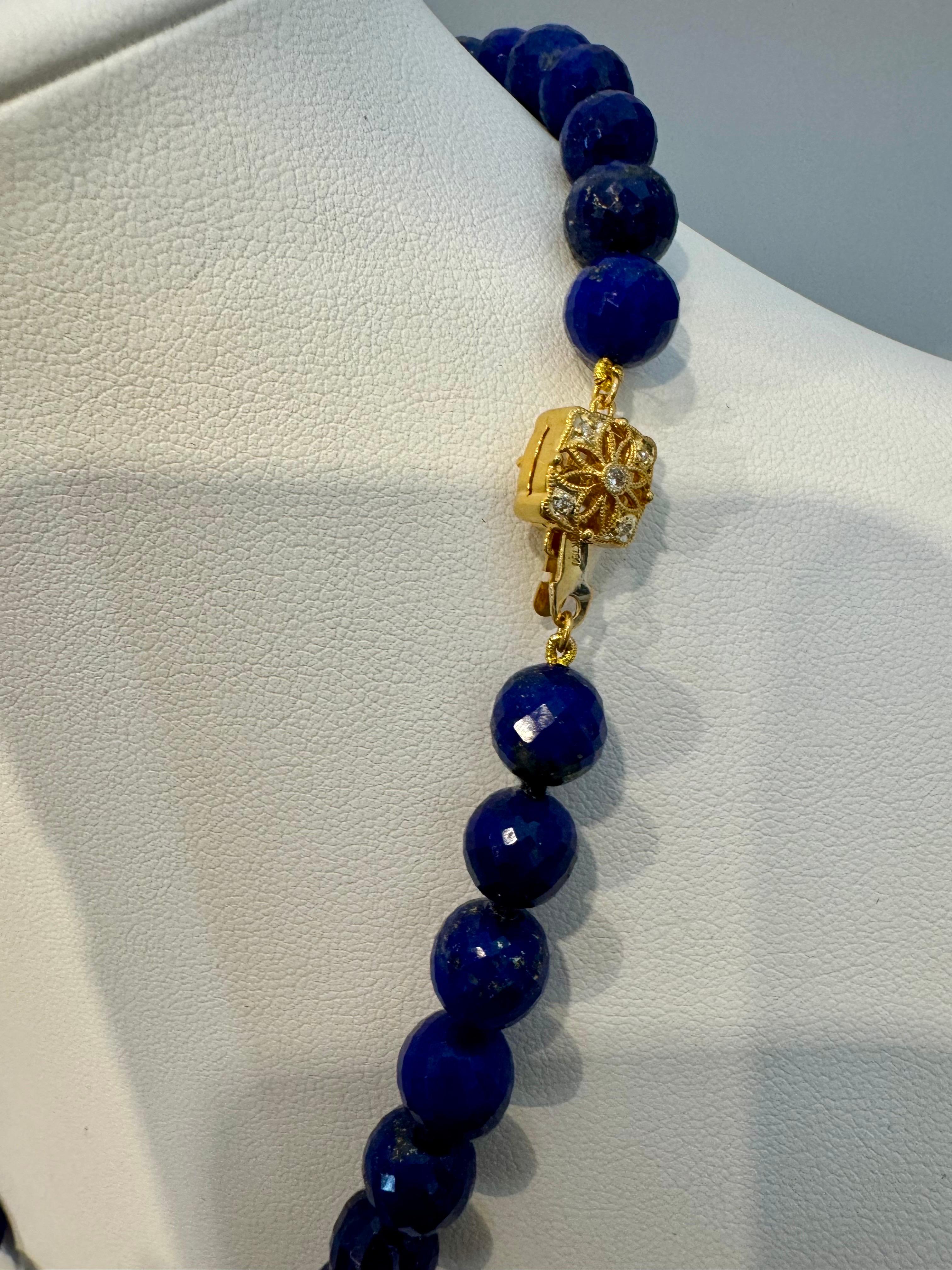 Vintage Lapis Lazuli Single Strand Necklace with Diamond & 18 Karat Yellow Gold For Sale 5