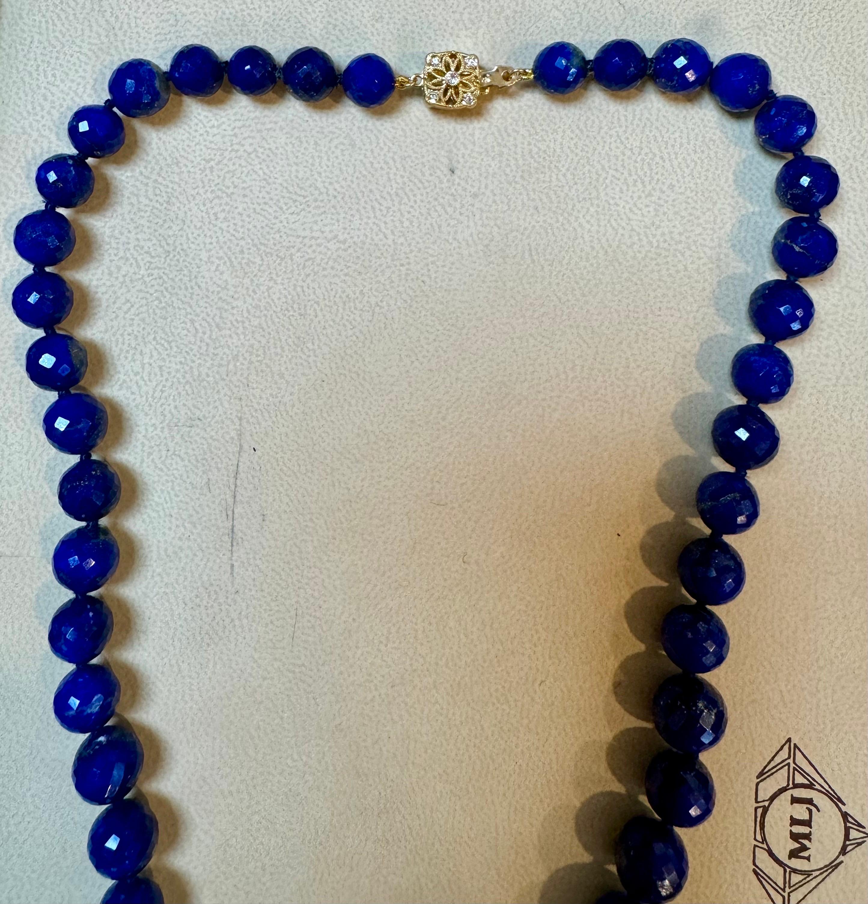 Women's Vintage Lapis Lazuli Single Strand Necklace with Diamond & 18 Karat Yellow Gold For Sale