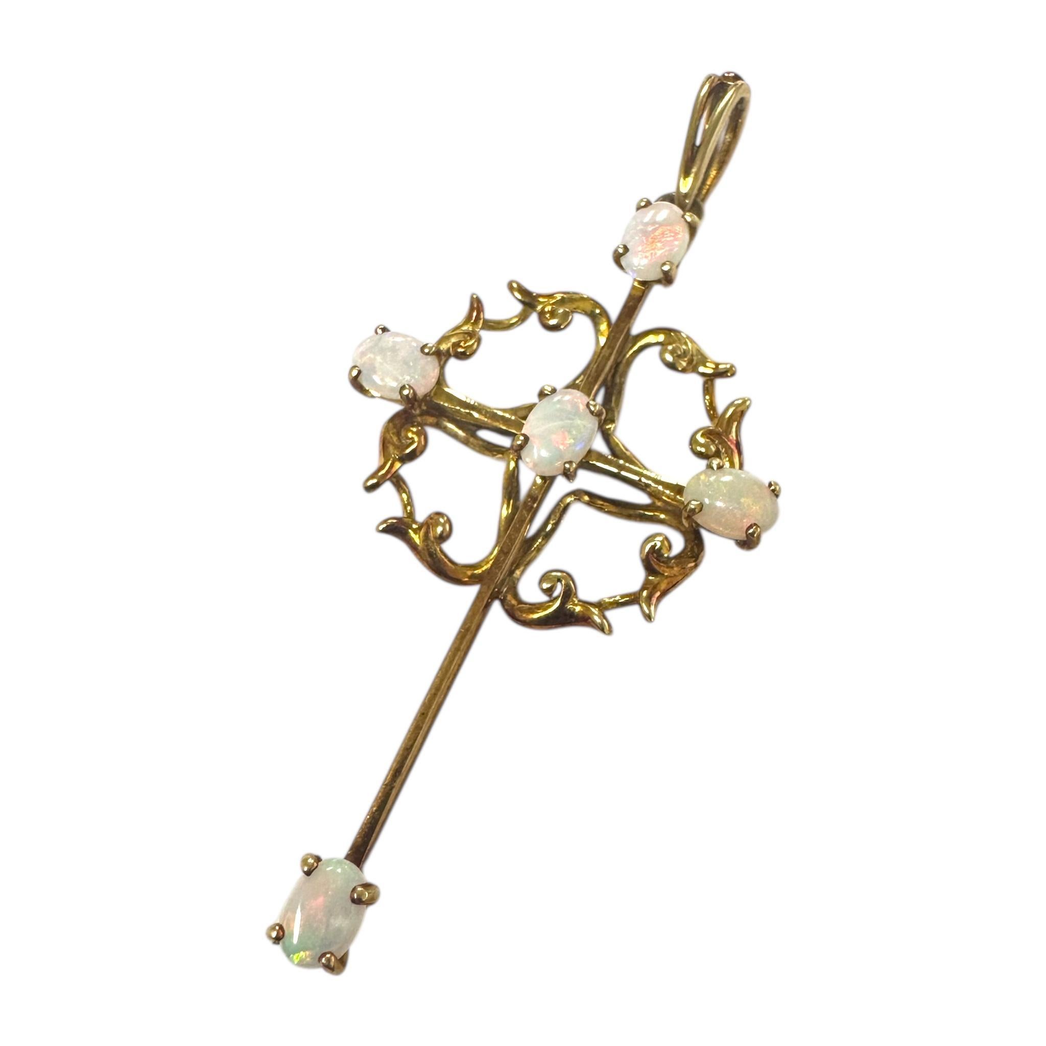 Grand pendentif croix vintage en or jaune 14 carats et opale Pour femmes en vente