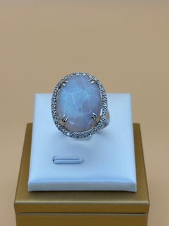 Vintage Large 18 Karat Opal und Diamant Halo Ring in 18K Weißgold