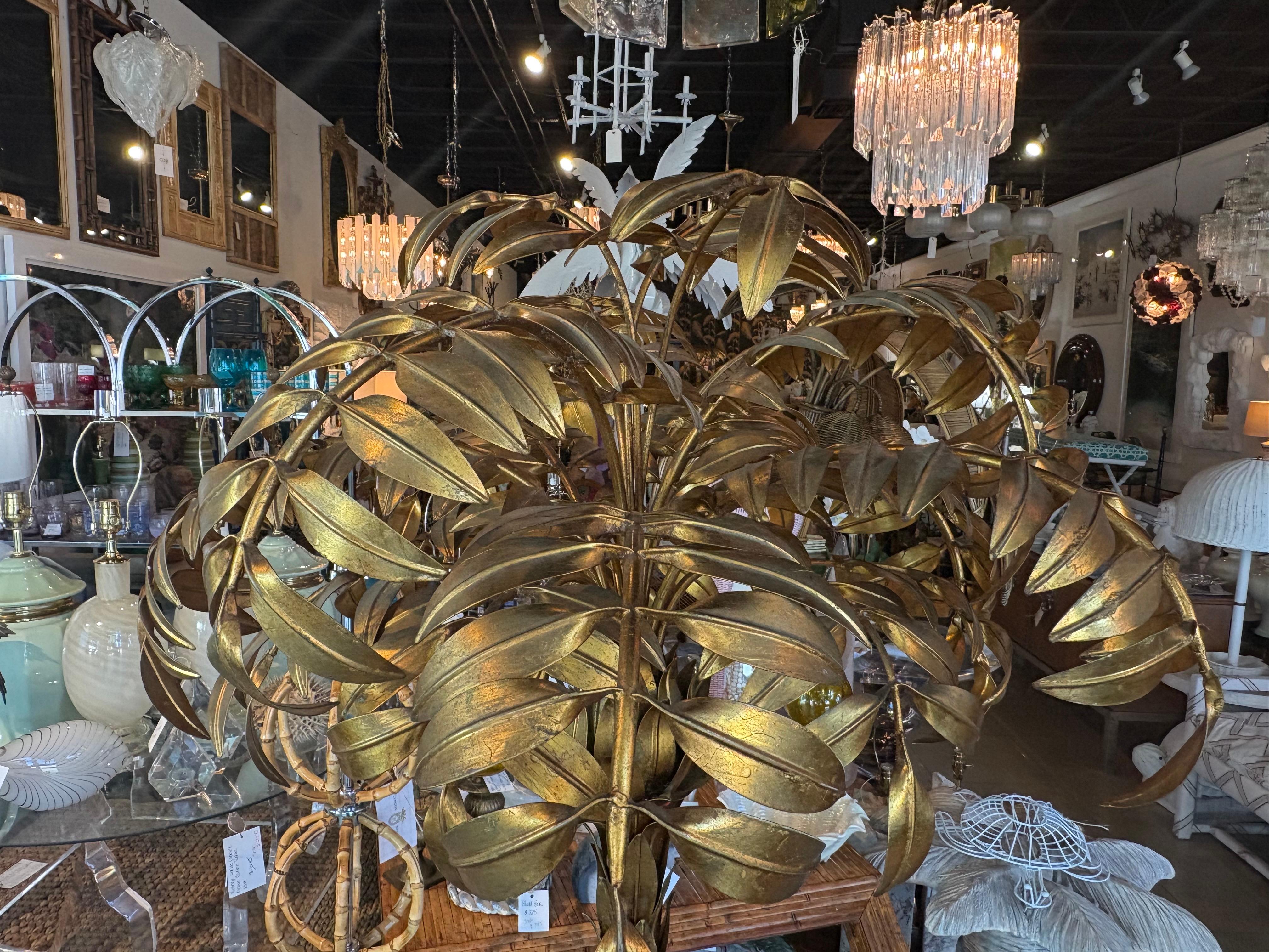 Lámpara de pie vintage grande Hans Kogl de los años 70 de metal dorado con palmeras recién cableada en venta 9