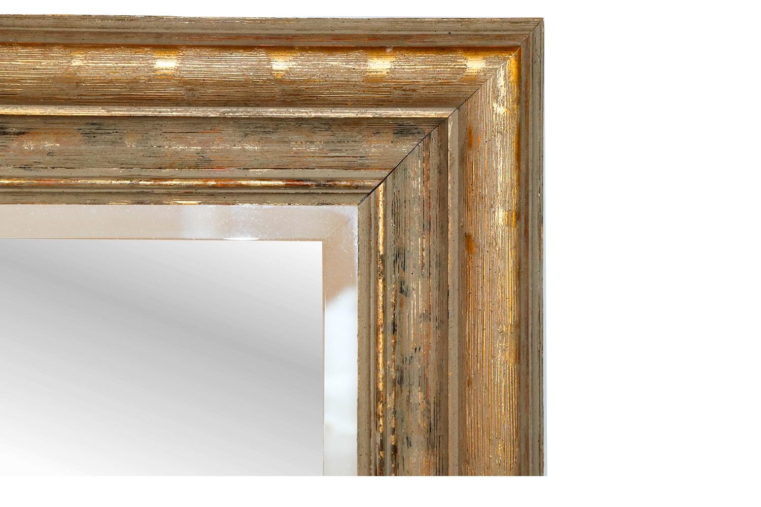 Vintage Large 20th Century Giltwood Mirror   In Good Condition In Baltimore, MD