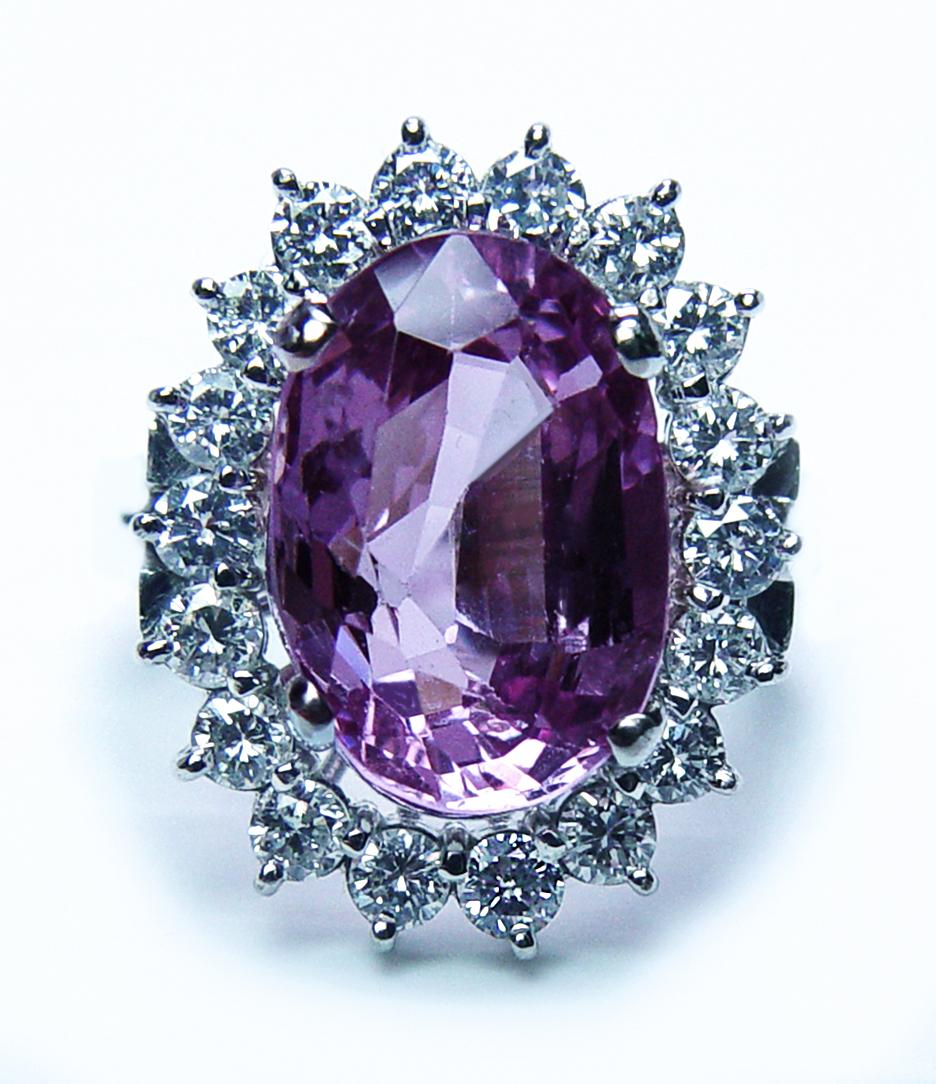 Grande anello d'epoca con diamante rosa naturale da 4,84 carati in oro bianco 14 carati AGI Cert in vendita 3