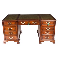 Retro Large 6ft Georgian Revival Flame Mahogany Partners Pedestal Desk 20th C