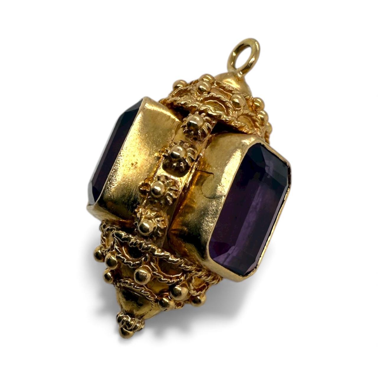 Vintage Large Amethyst Charm 18K Yellow Gold in vendita 4