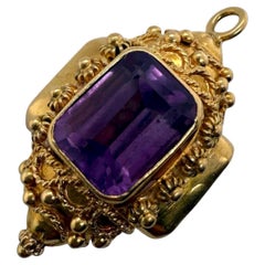 Vintage Large Amethyst Charm 18K Yellow Gold