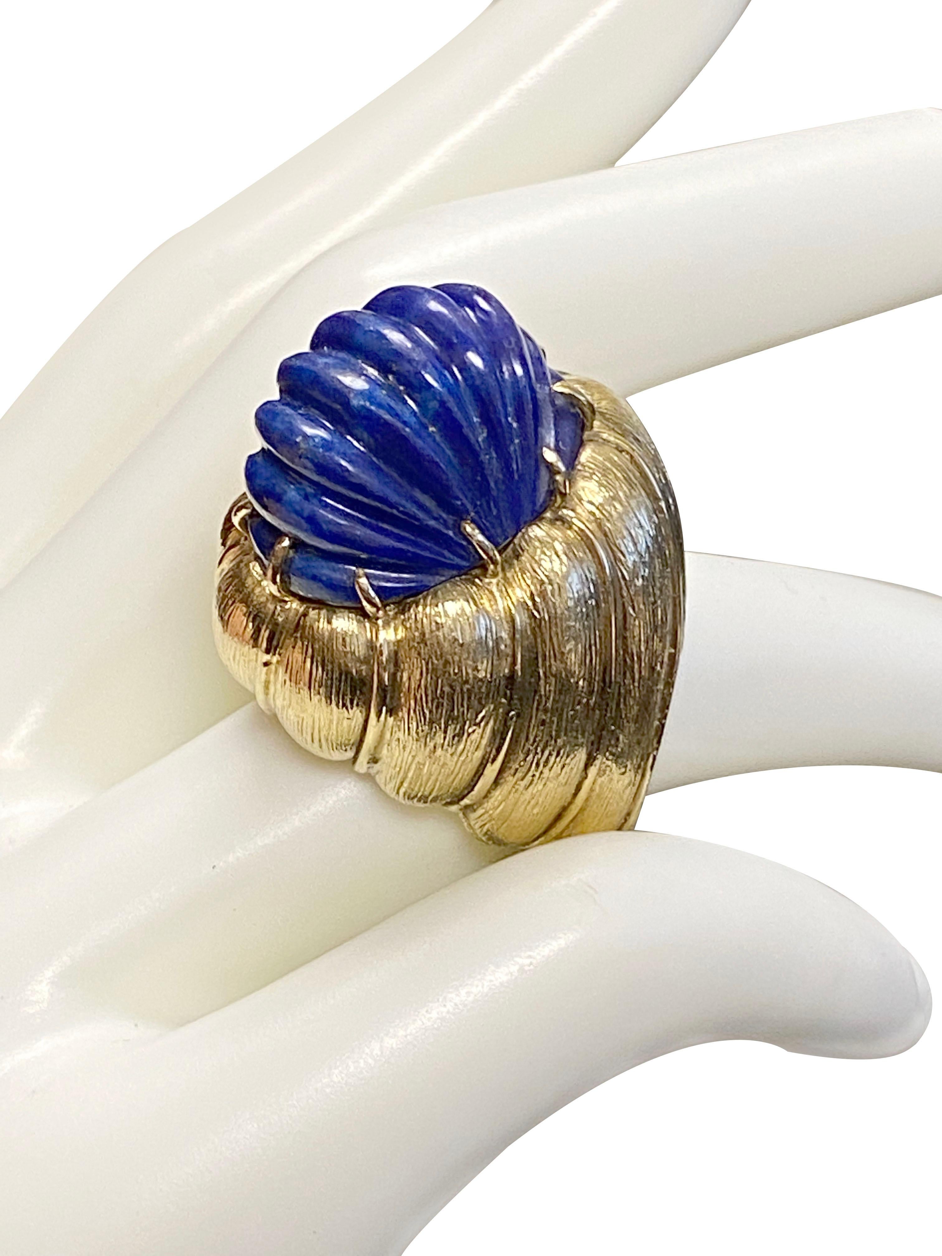 Women's Vintage Large and Impressive Yellow Gold and Lapis Scalloped Dome Ring