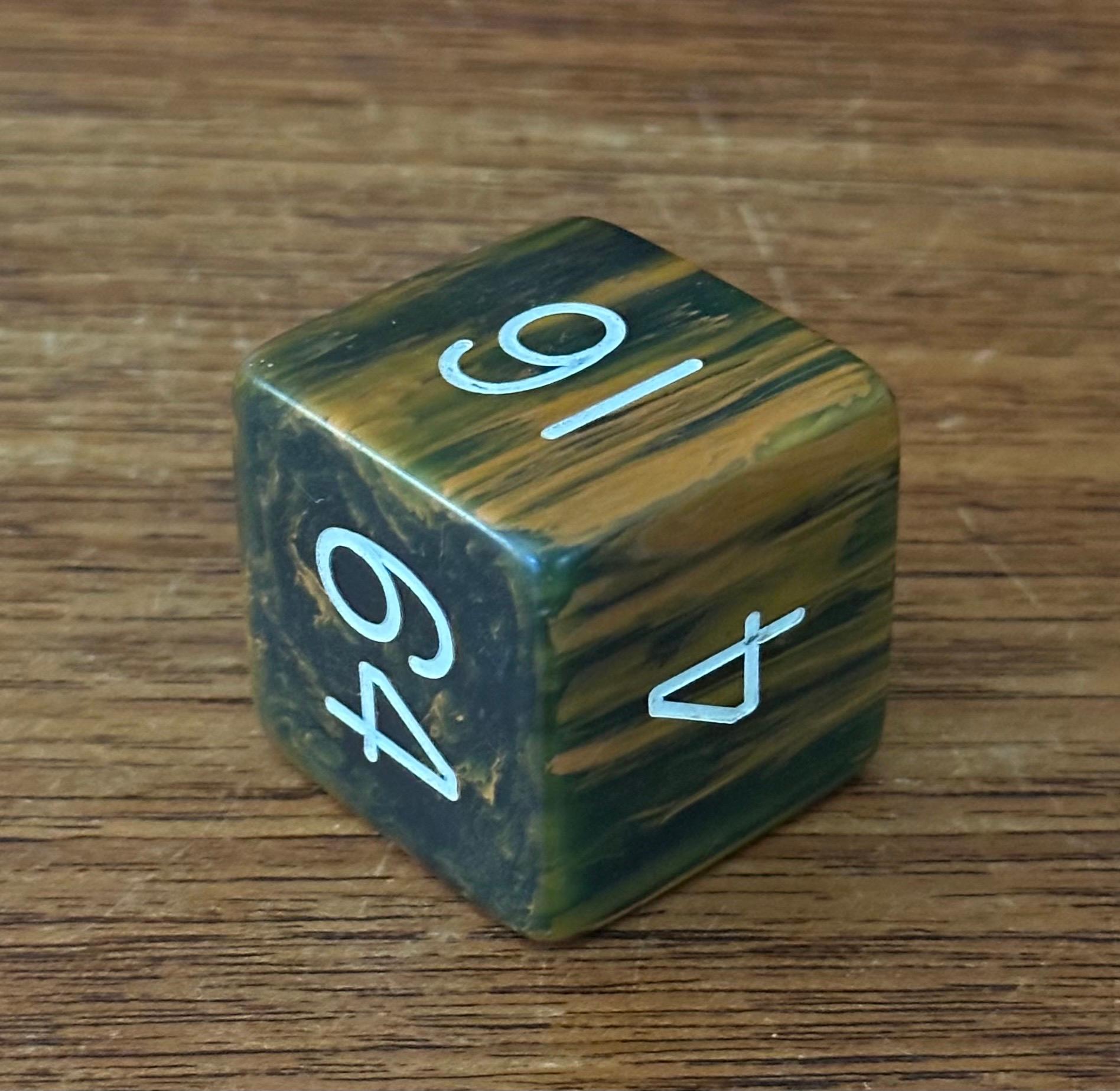 Vintage Large Bakelite Backgammon Doubling Cube - Rare 4