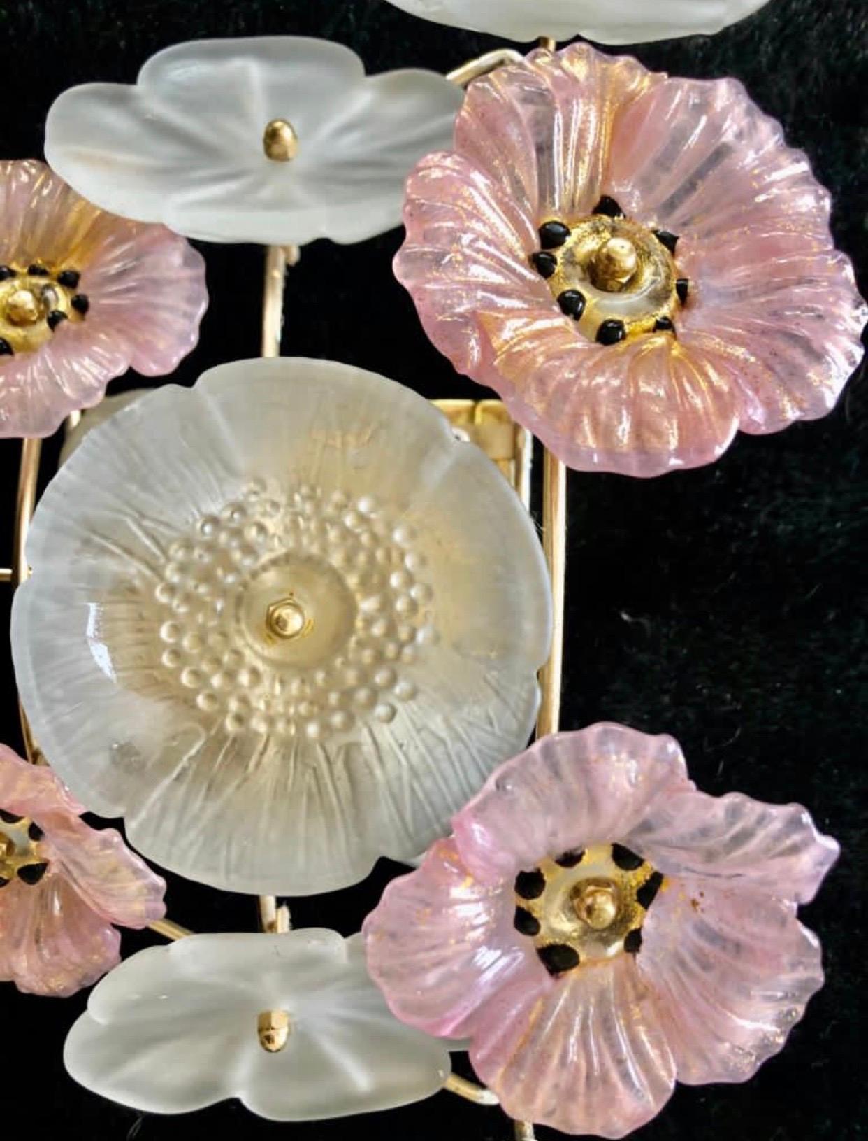 Vintage Large Barovier Murano Glass Flower Anemone Wall Light, Italy, 1970s In Good Condition In Paris, France