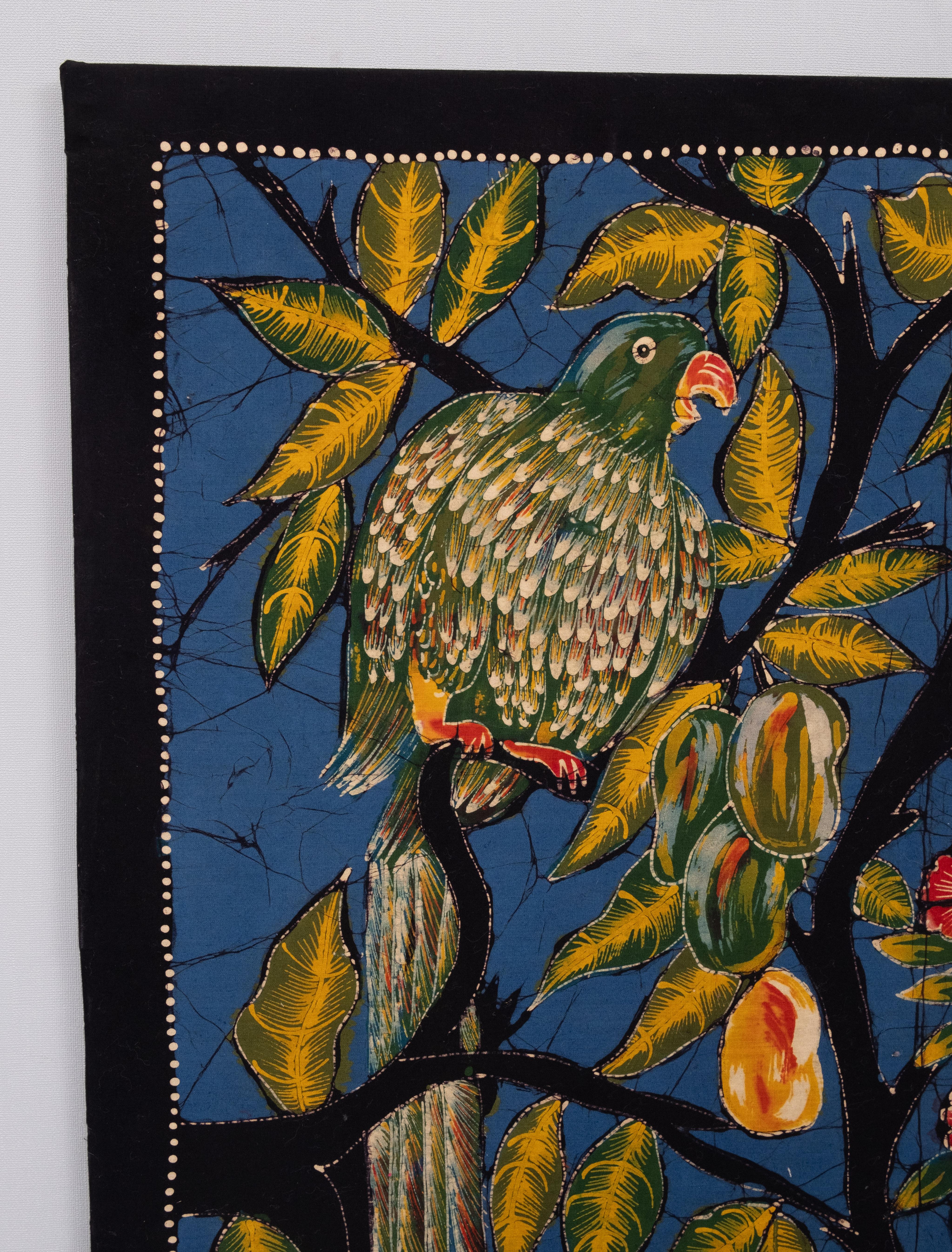 Vintage large Batik painting '' Parrots eating fruit ''   1960s  In Good Condition For Sale In Den Haag, NL
