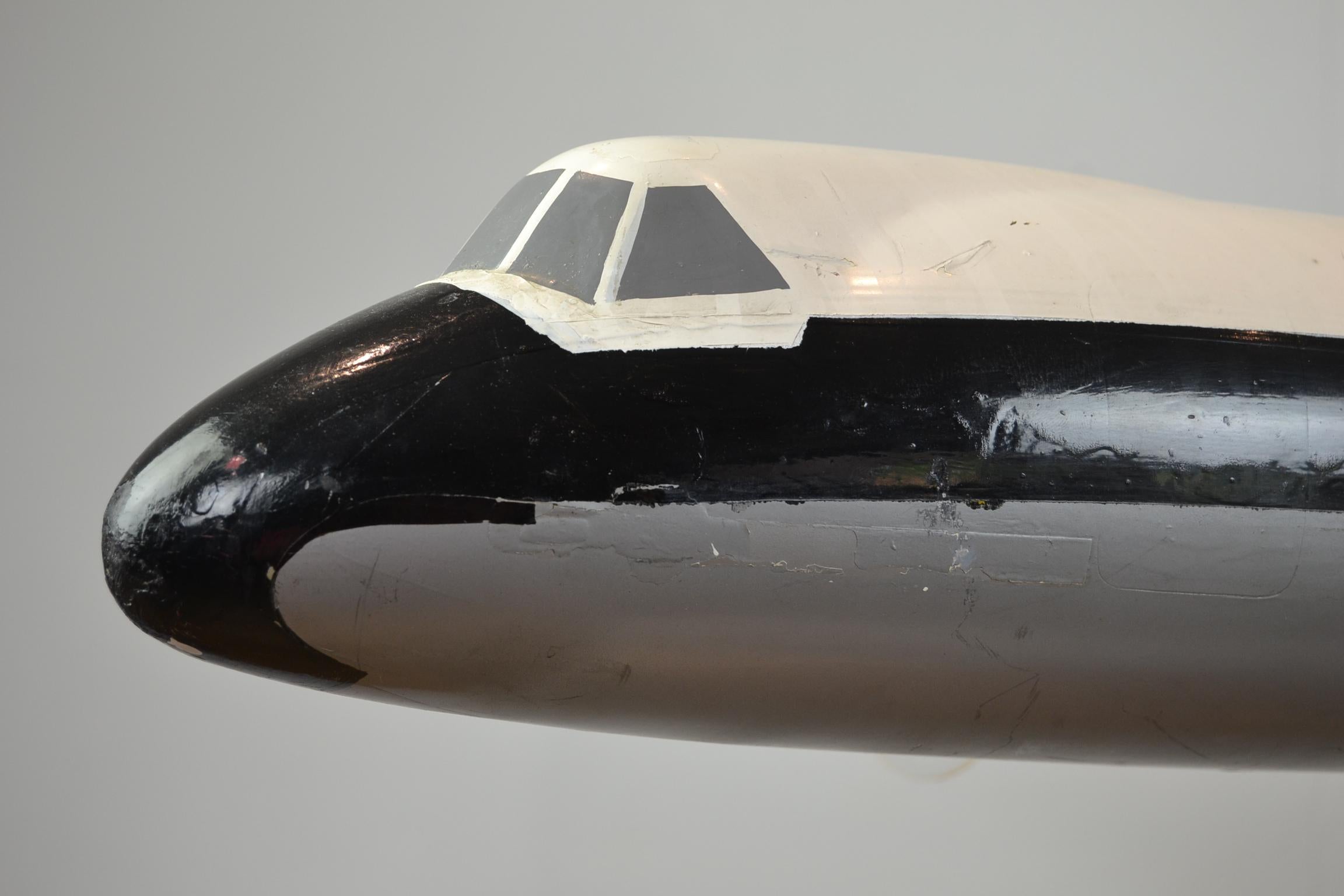 Grande exposition d'avions en bois vintage de la BEA, British European Airways, années 1950 en vente 4