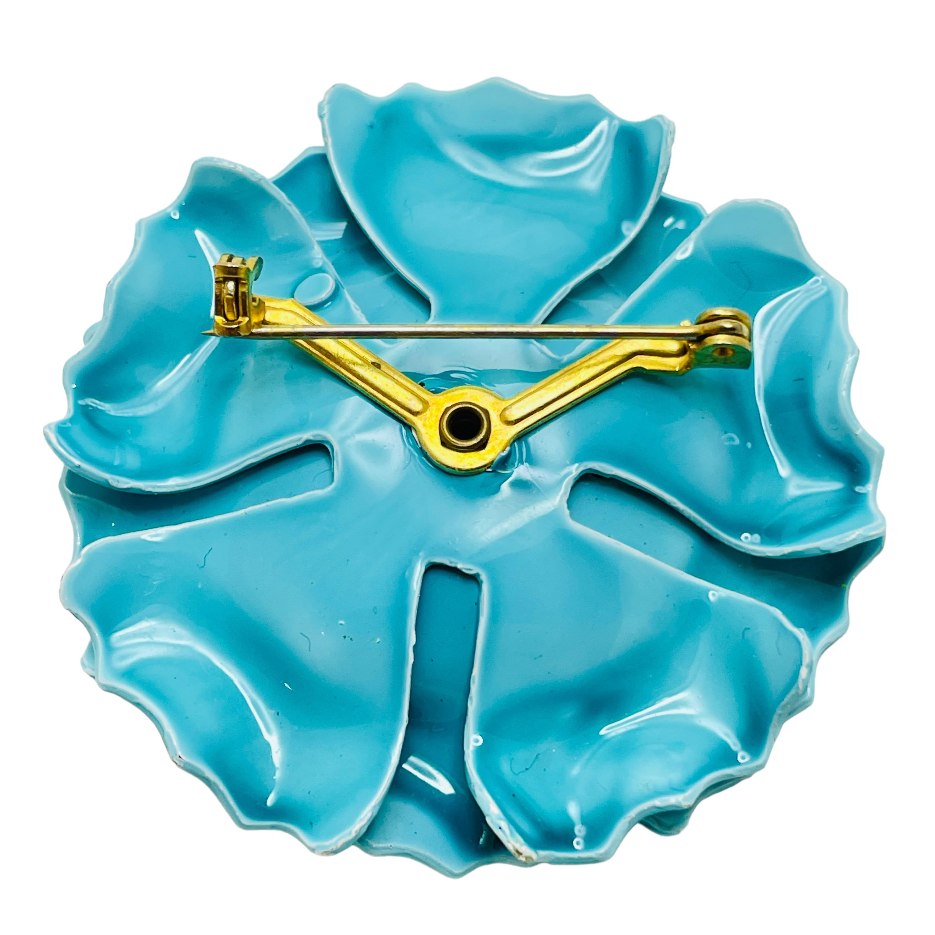 Vintage large blue enamel flower brooch In Good Condition For Sale In Palos Hills, IL