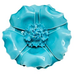 Grande broche florale vintage en émail bleu