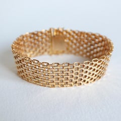 Vintage Large Bracelet 1960s in 18 Carat Yellow Gold