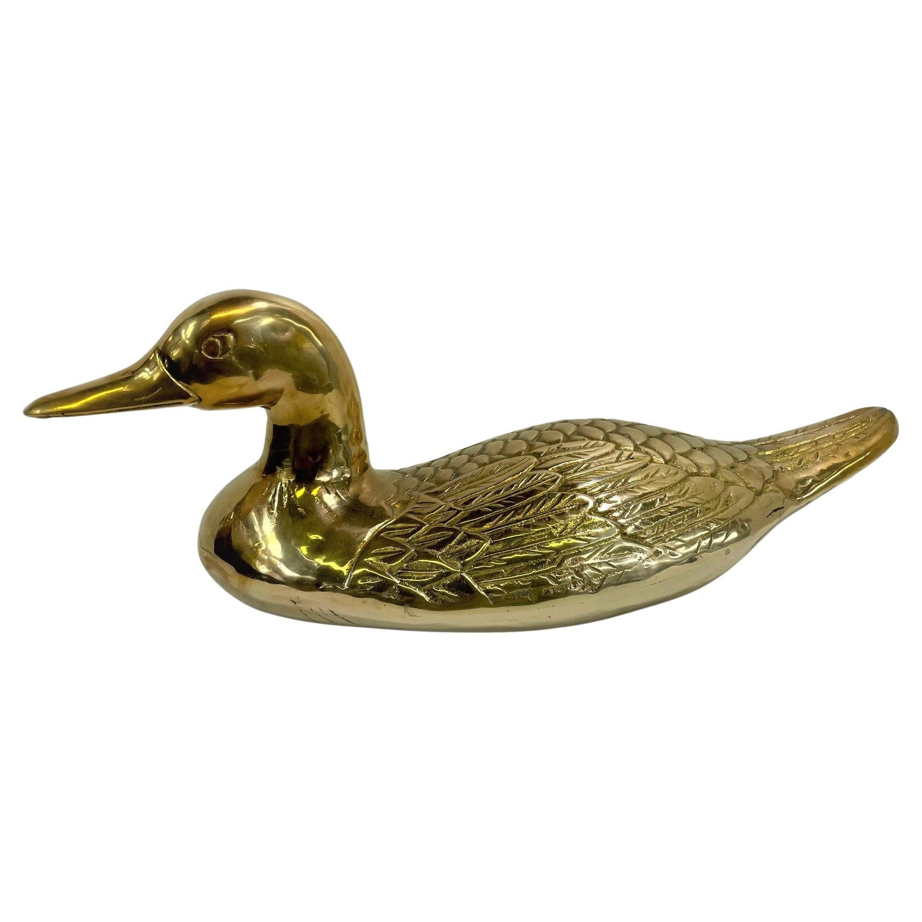 Grande sculpture vintage de canard en laiton « Décoy » en vente