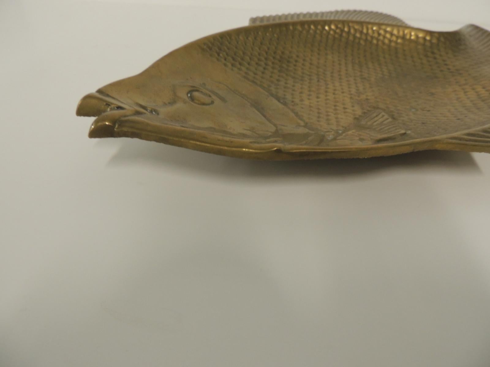 English Vintage Large Brass Serving Fish Platter or Tray