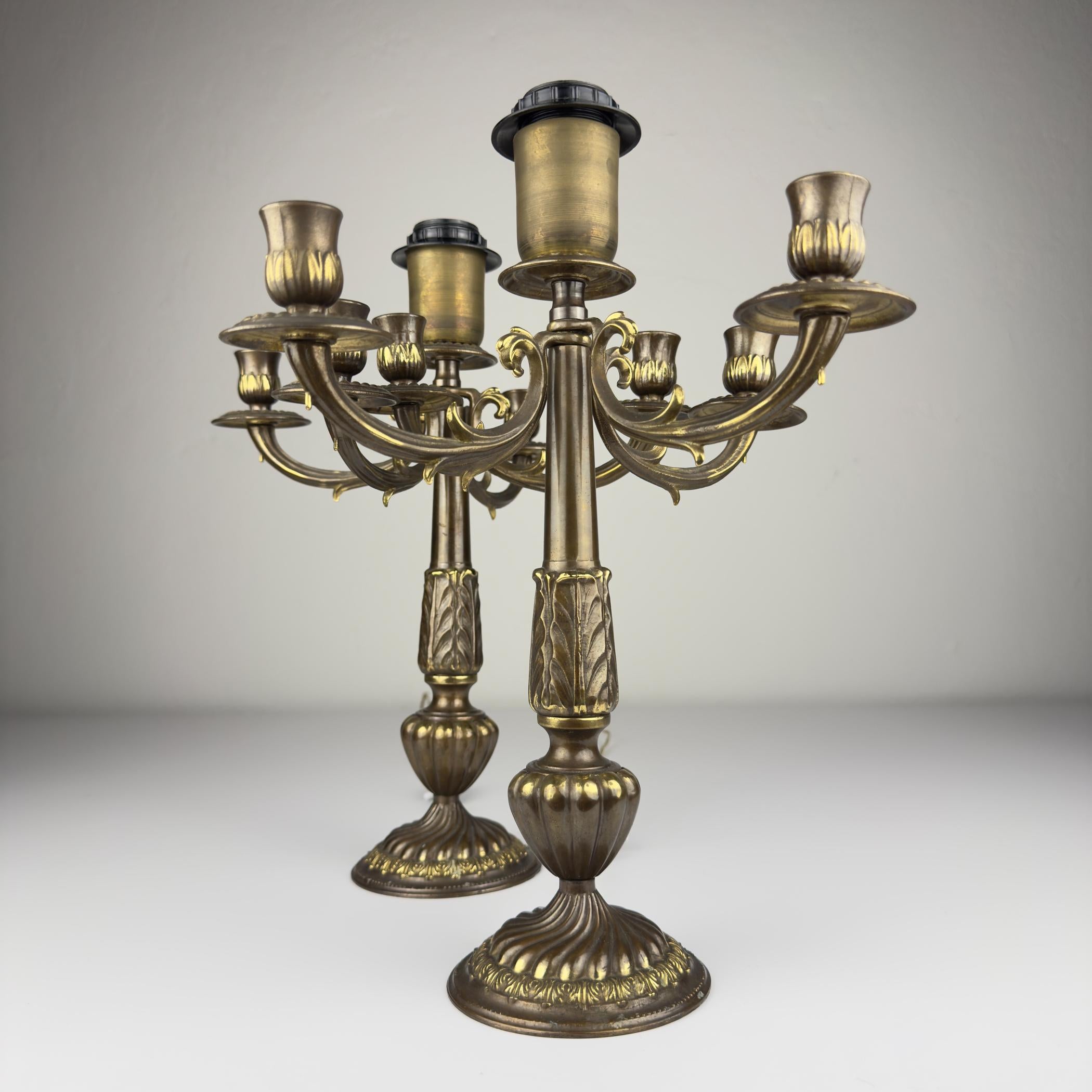 Vintage large bronze table lamps, Italy 1950s, Set of 2 For Sale 3