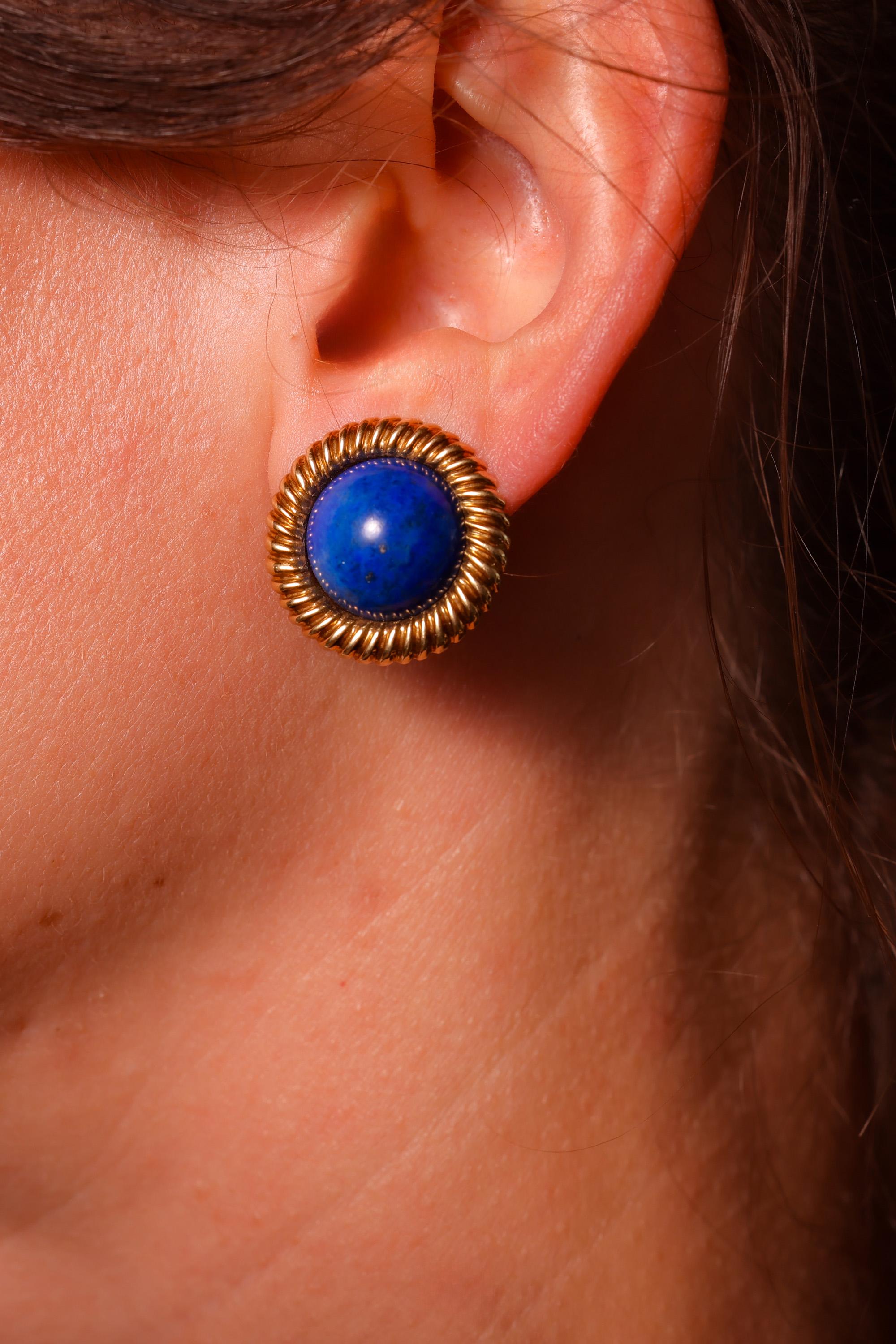Vintage Große Cabochon Lapis Lazuli 18K Gelbgold Clip Ohrringe für Damen oder Herren
