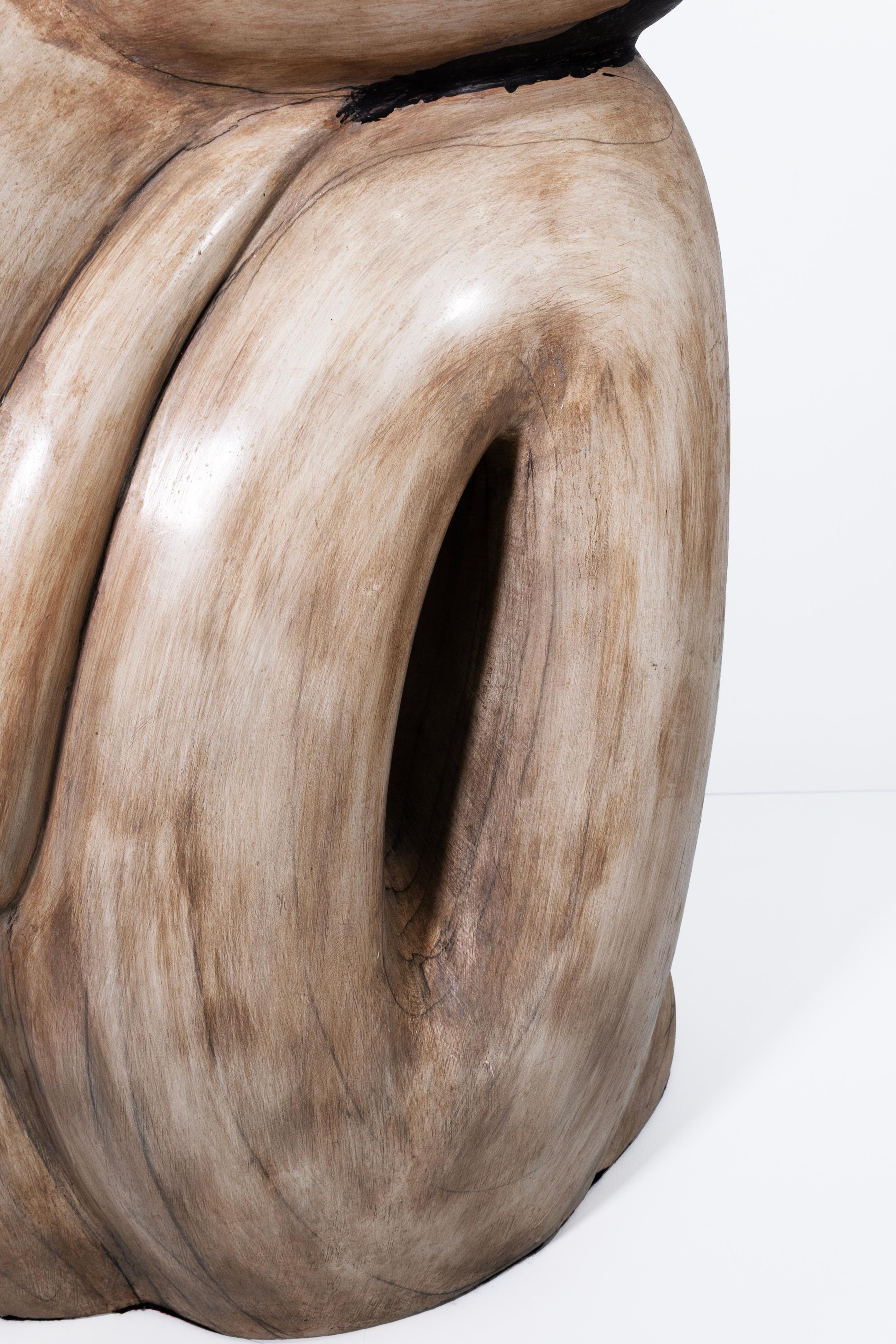 Ceramica Scultura da terra in ceramica vintage di grandi dimensioni in stile Brancusi con figura femminile nuda in vendita