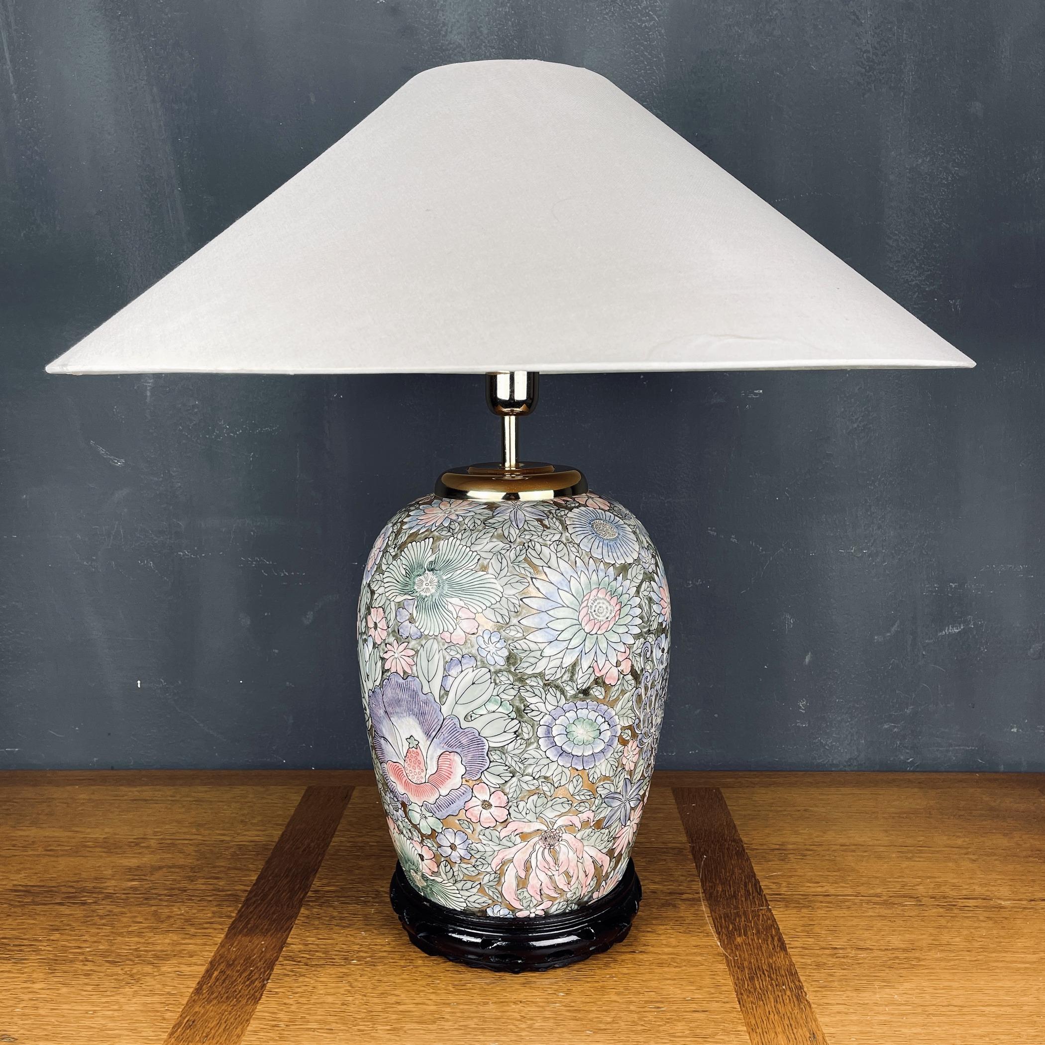 Vintage Large Ceramic Table Lamp Flower, Italy, 1970s For Sale 7