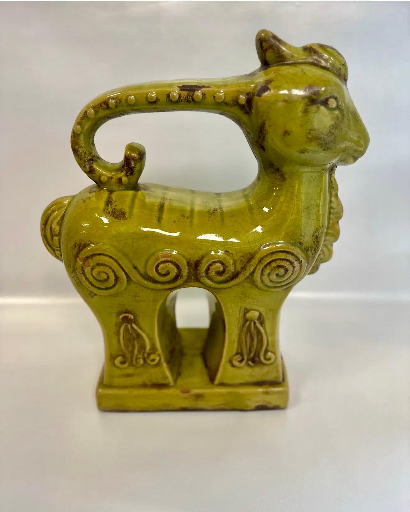Sconosciuto Statua di ariete Chartreuse di grandi dimensioni vintage in vendita