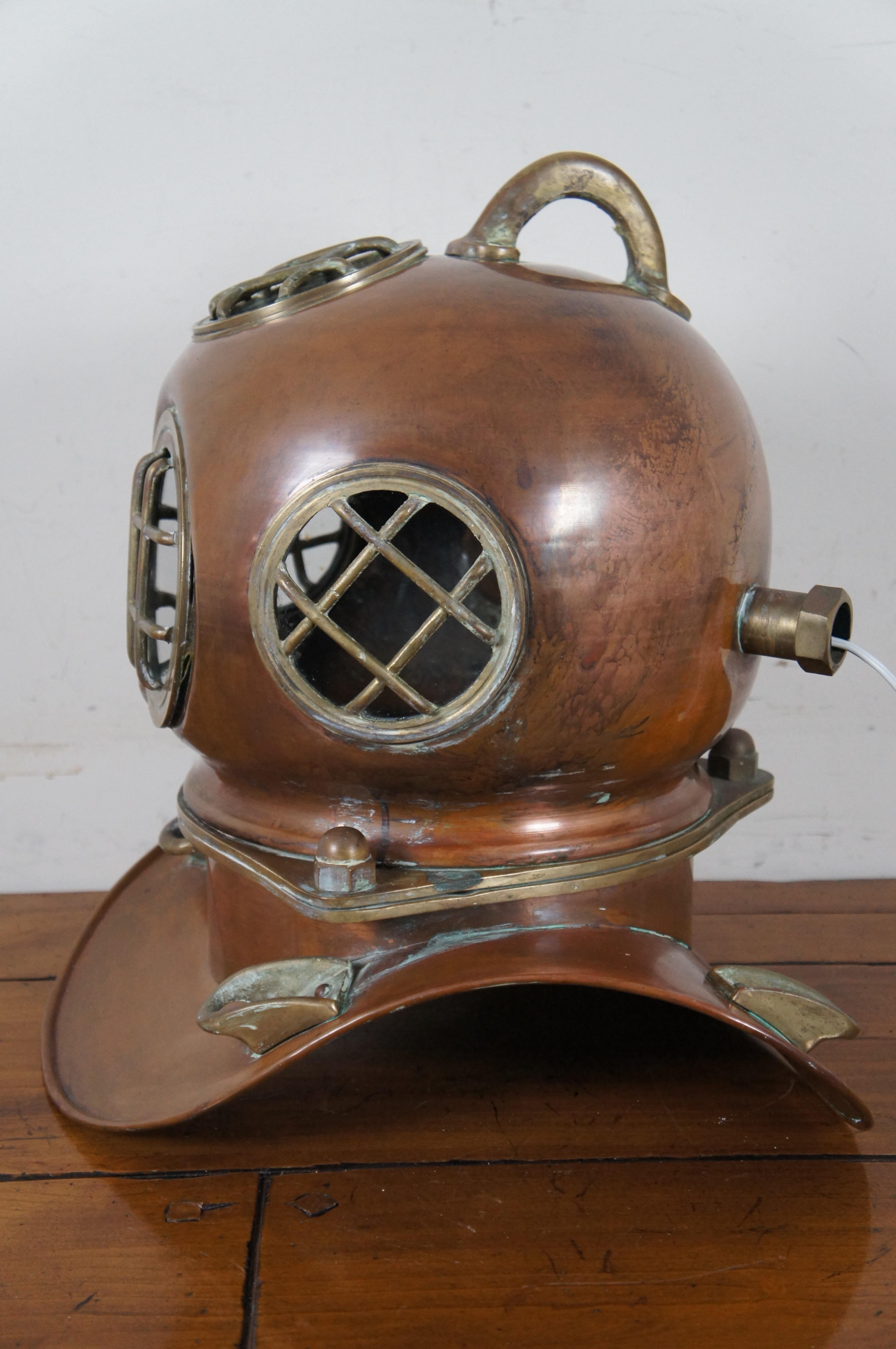 20th Century Vintage Large Copper Diving Nautical Martime Divers Helmet Table Lamp For Sale