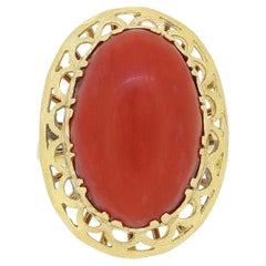 Grande bague cocktail vintage en corail