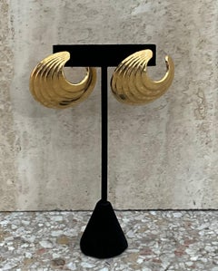 Große Croissant-Ohrringe, gestufte Vintage-Ohrringe