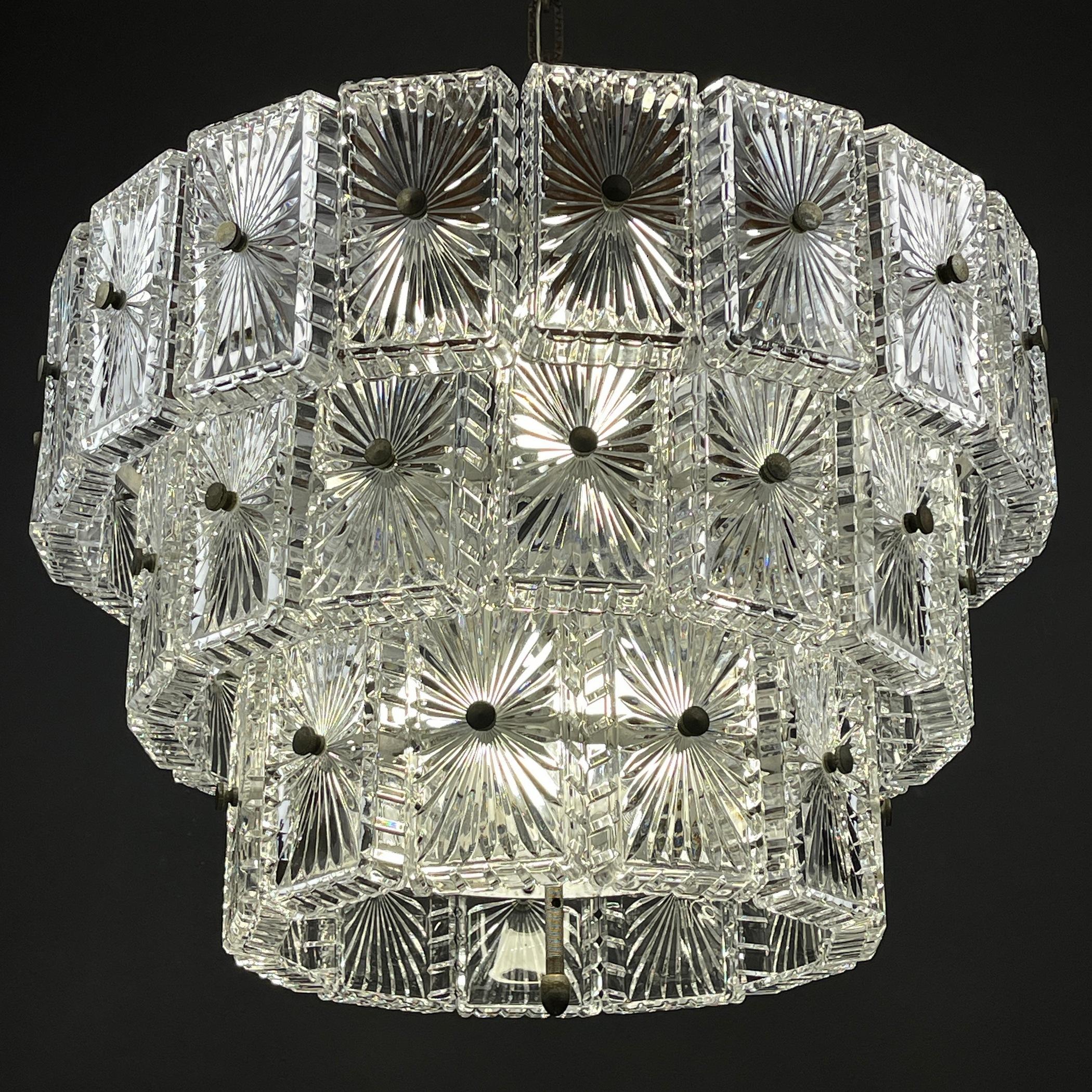 Vintage Large Crystal Chandelier Italy 1960s For Sale 3