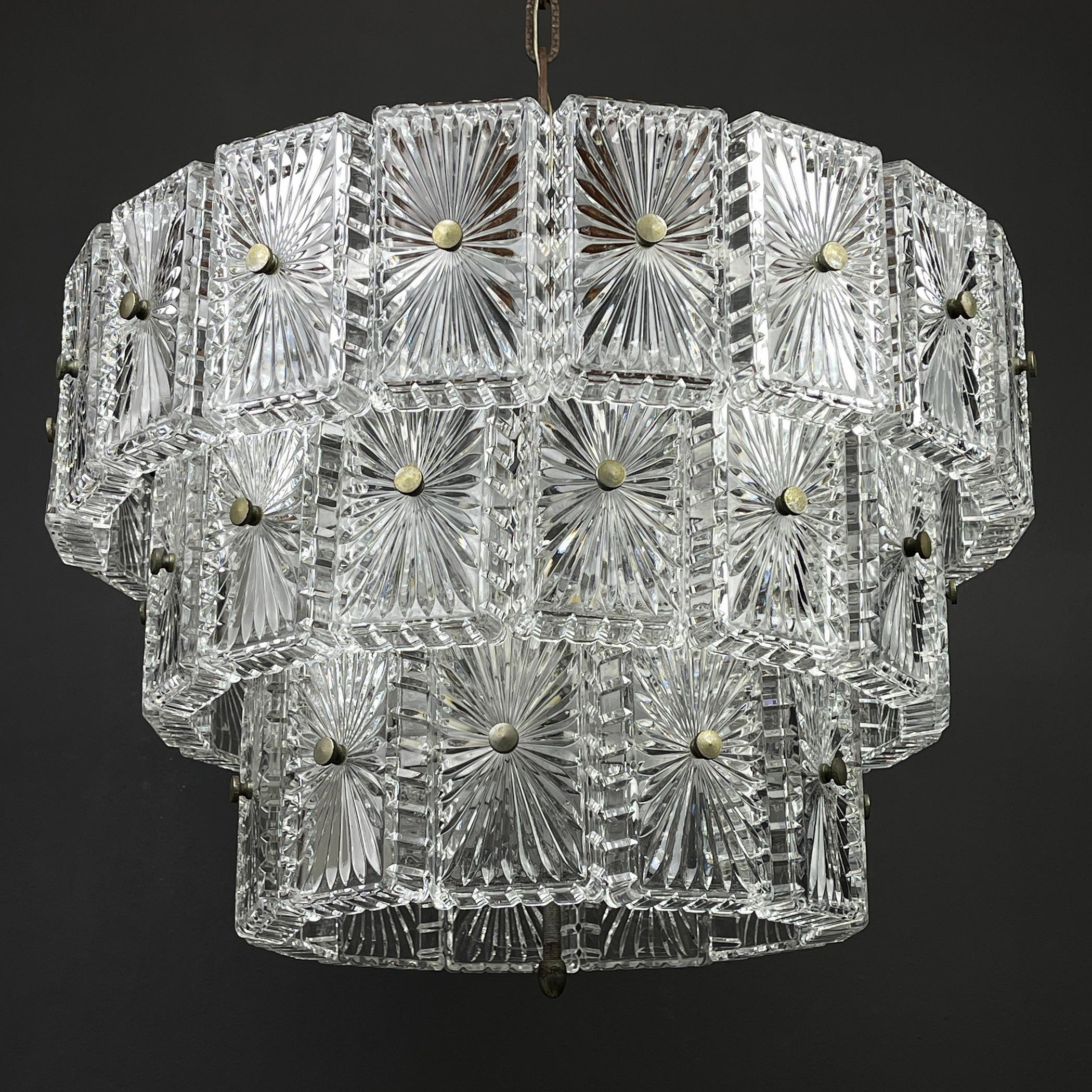 Mid-Century Modern Vintage Large Crystal Chandelier Italy 1960s For Sale