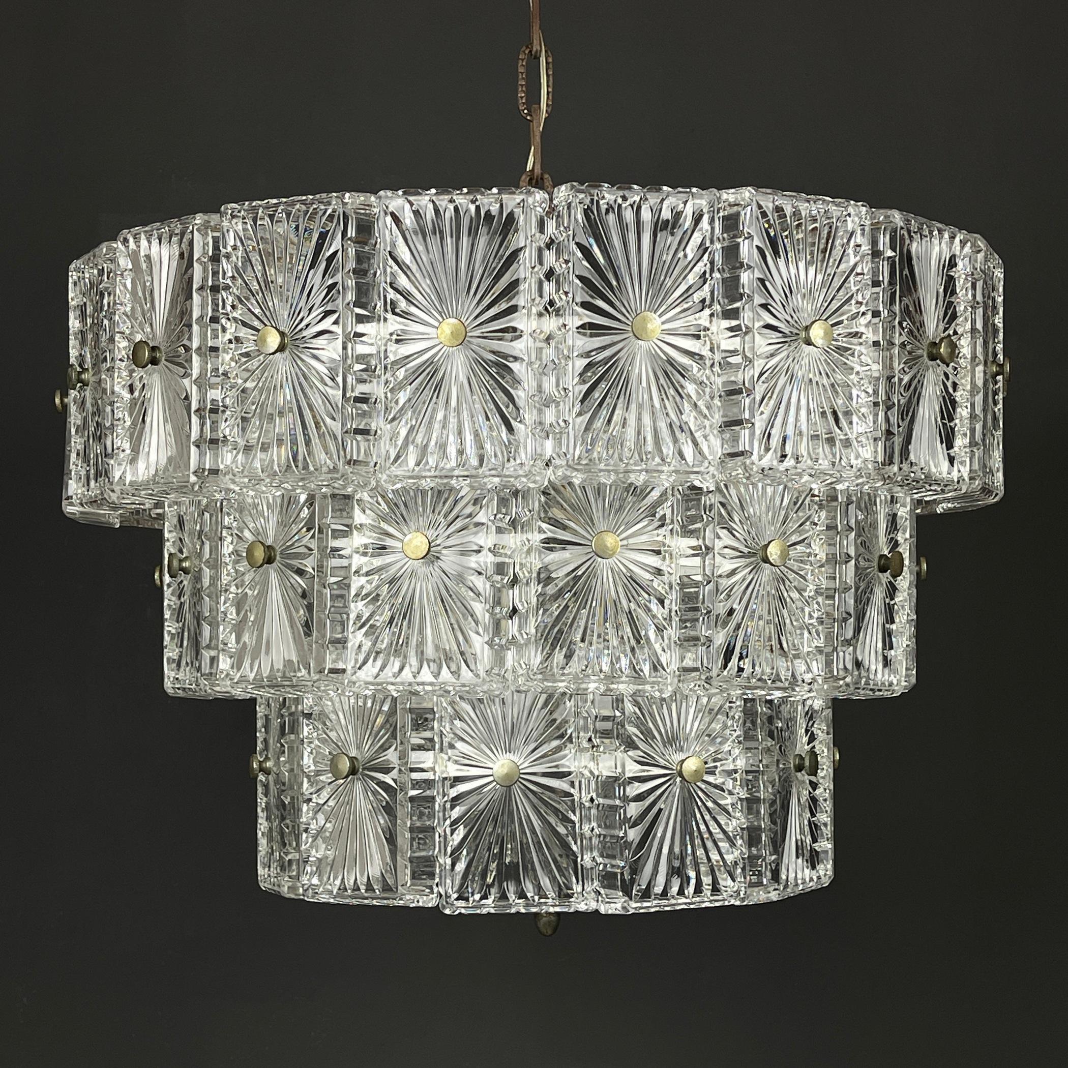 20th Century Vintage Large Crystal Chandelier Italy 1960s For Sale
