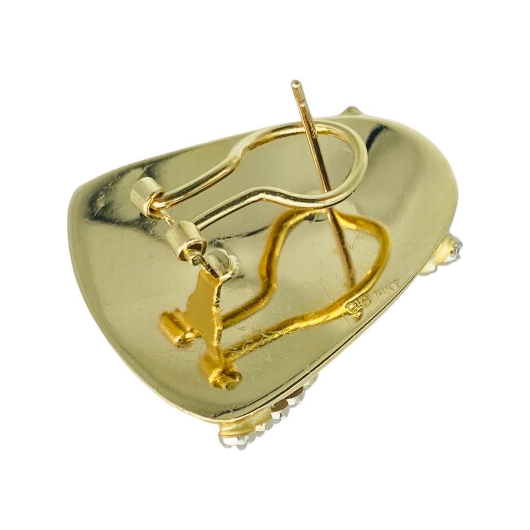 Vintage Große Designer-Ohrringe mit 1,00 Karat Diamanten X Omega-Clip-Rücken aus 14k Gold Damen im Angebot