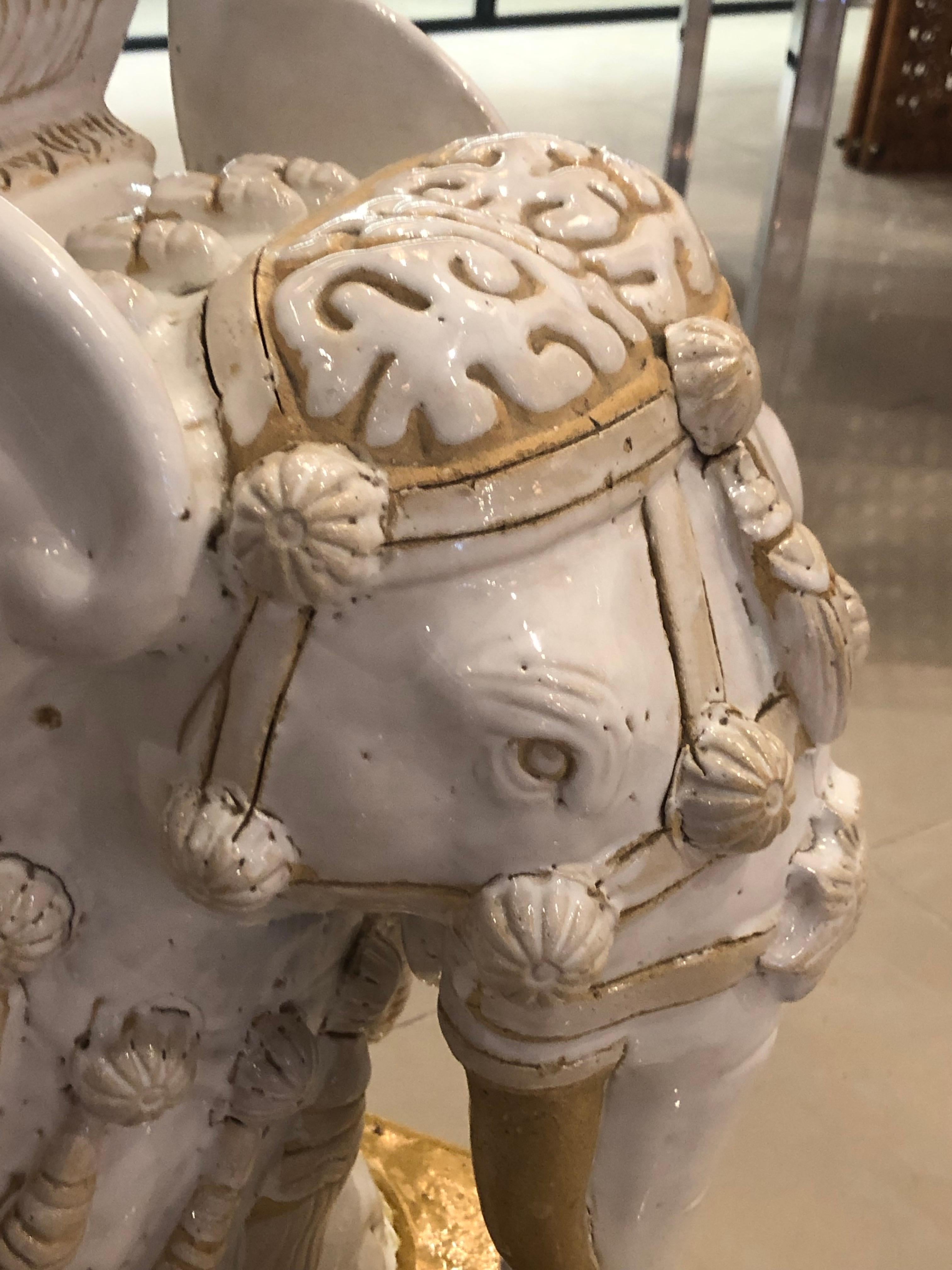 Vintage Large Elephant Garden Stool Stand Side Table In Good Condition In West Palm Beach, FL