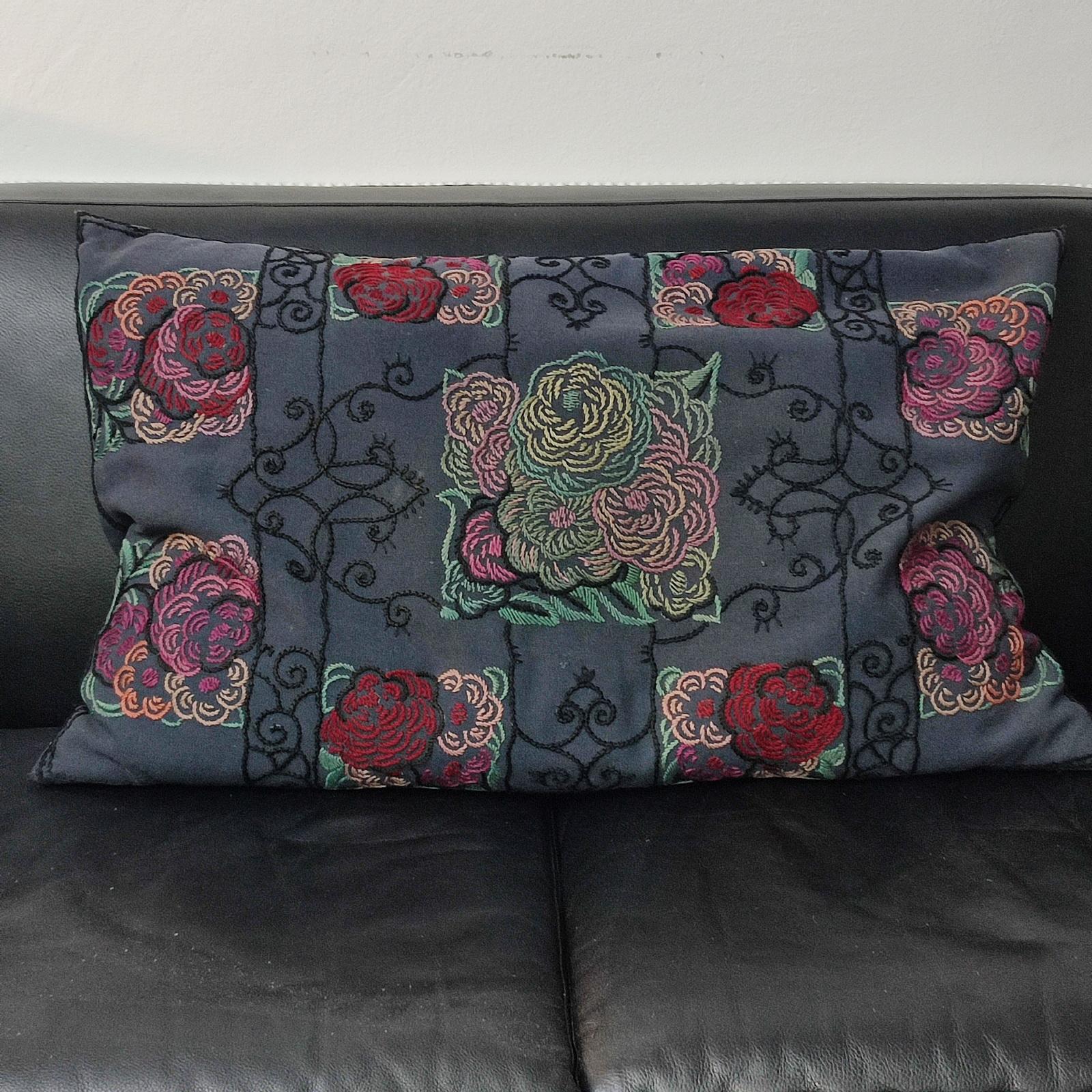 vintage embroidered pillows