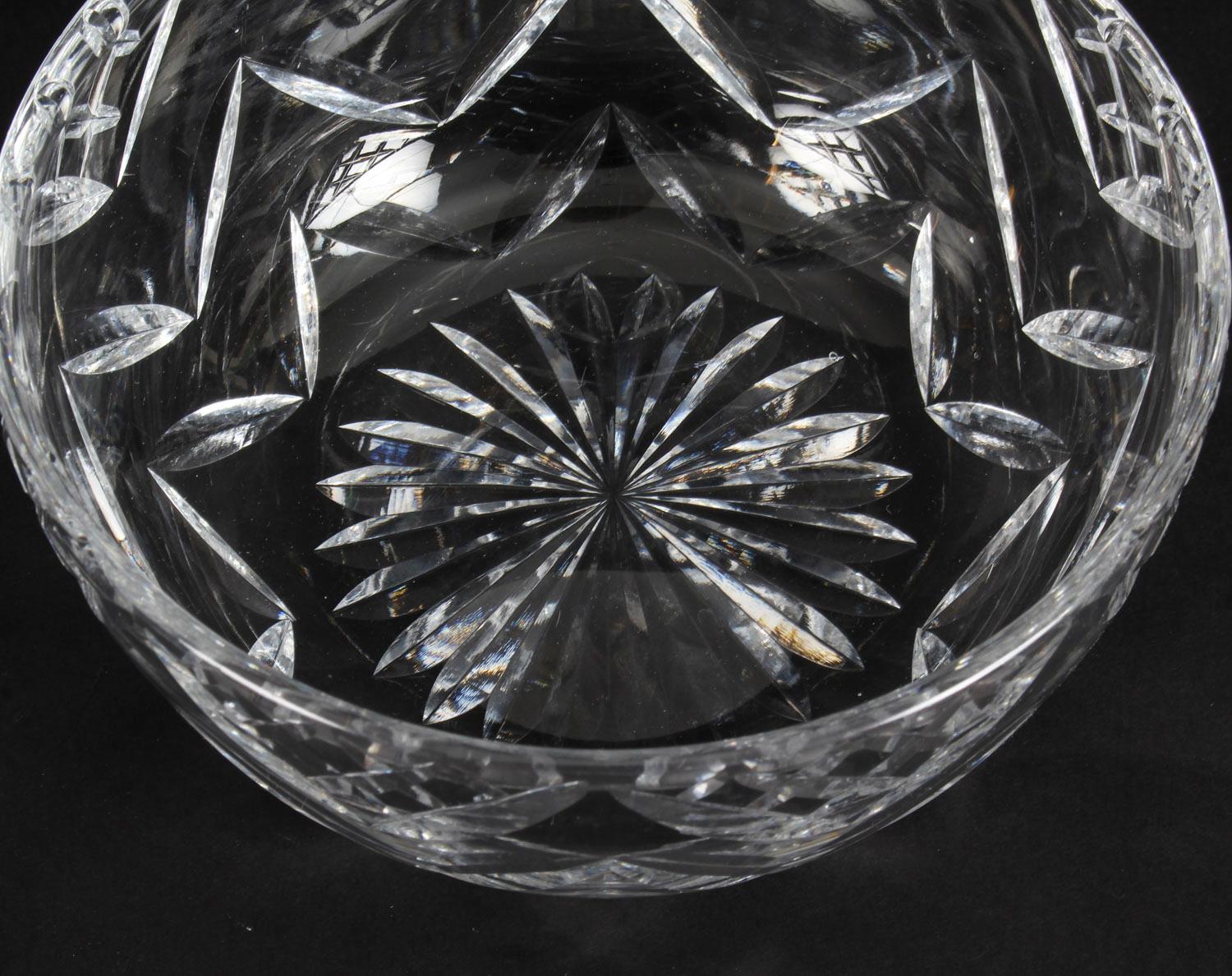 Vintage English Crystal Cut Glas Schüssel Midcentury (Mitte des 20. Jahrhunderts)