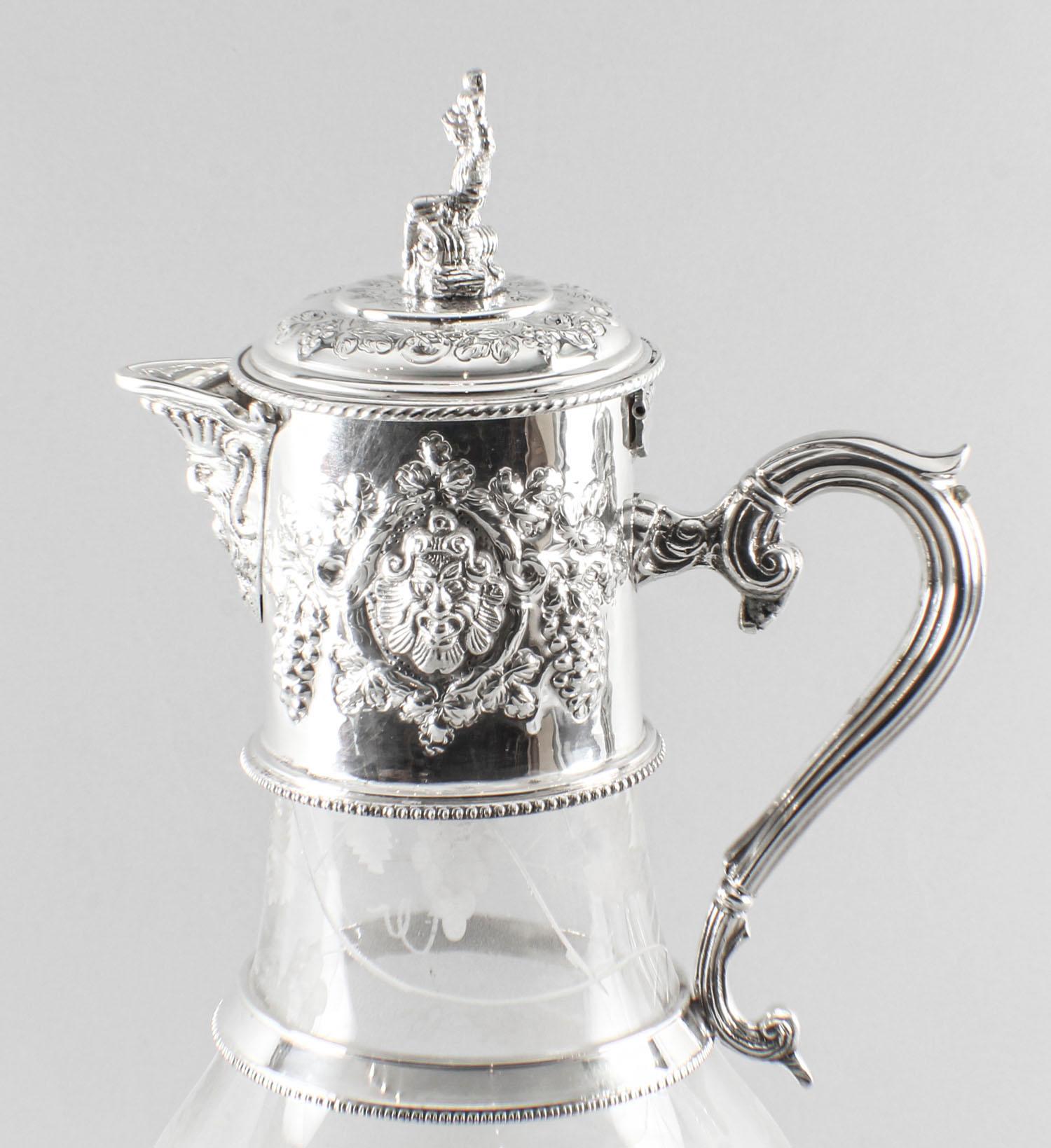 Vintage Large English Silver Plated & Glass Claret Jug 20th C In Good Condition In London, GB