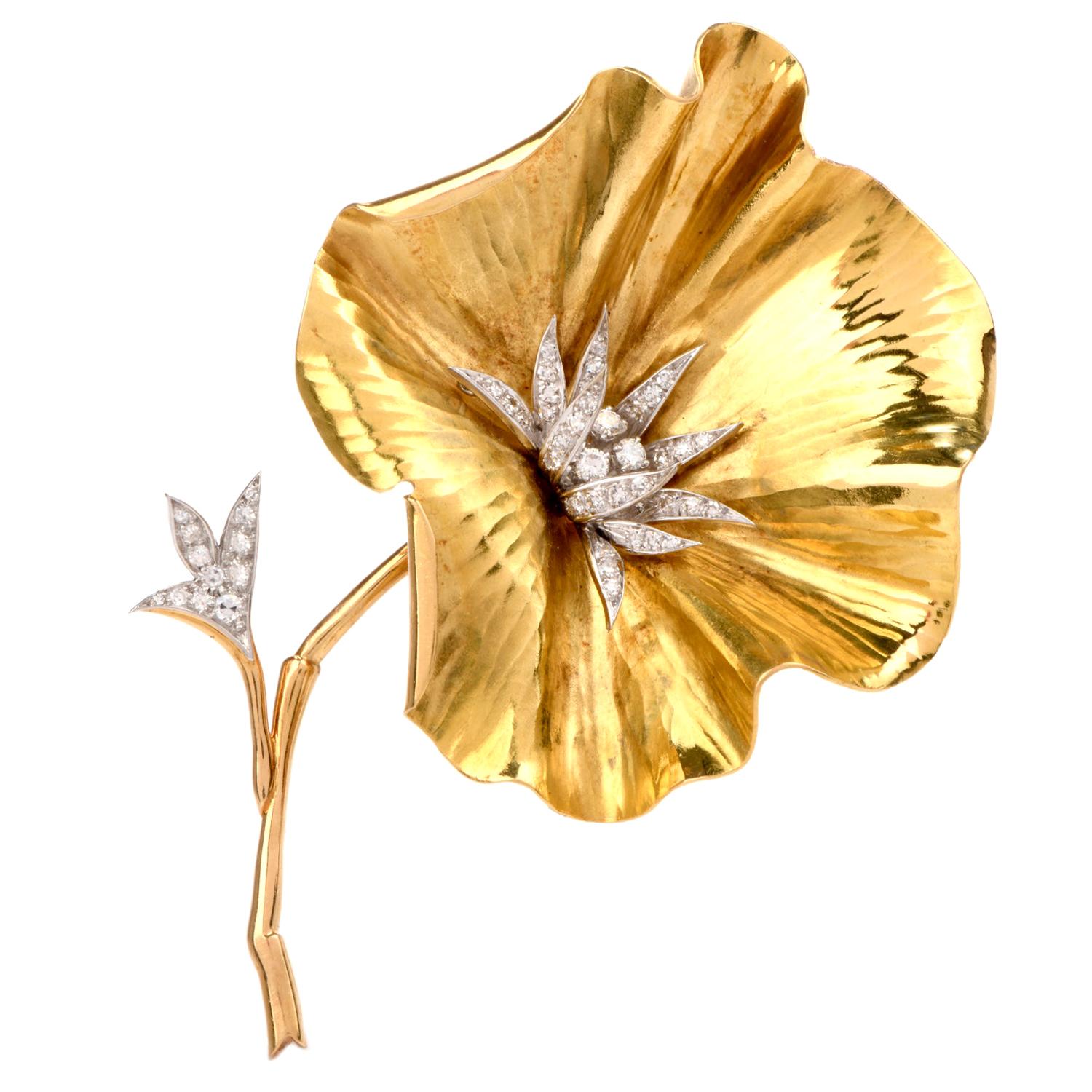 Vintage Large Flower Platinum 18 Karat Yellow Gold French Brooch Pin