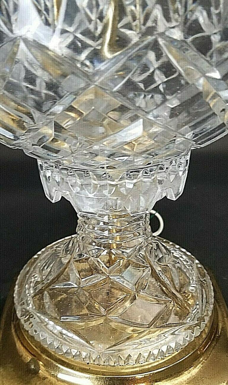 Vintage Large French Cut Lead Crystal Table Lamps, a Pair For Sale 3