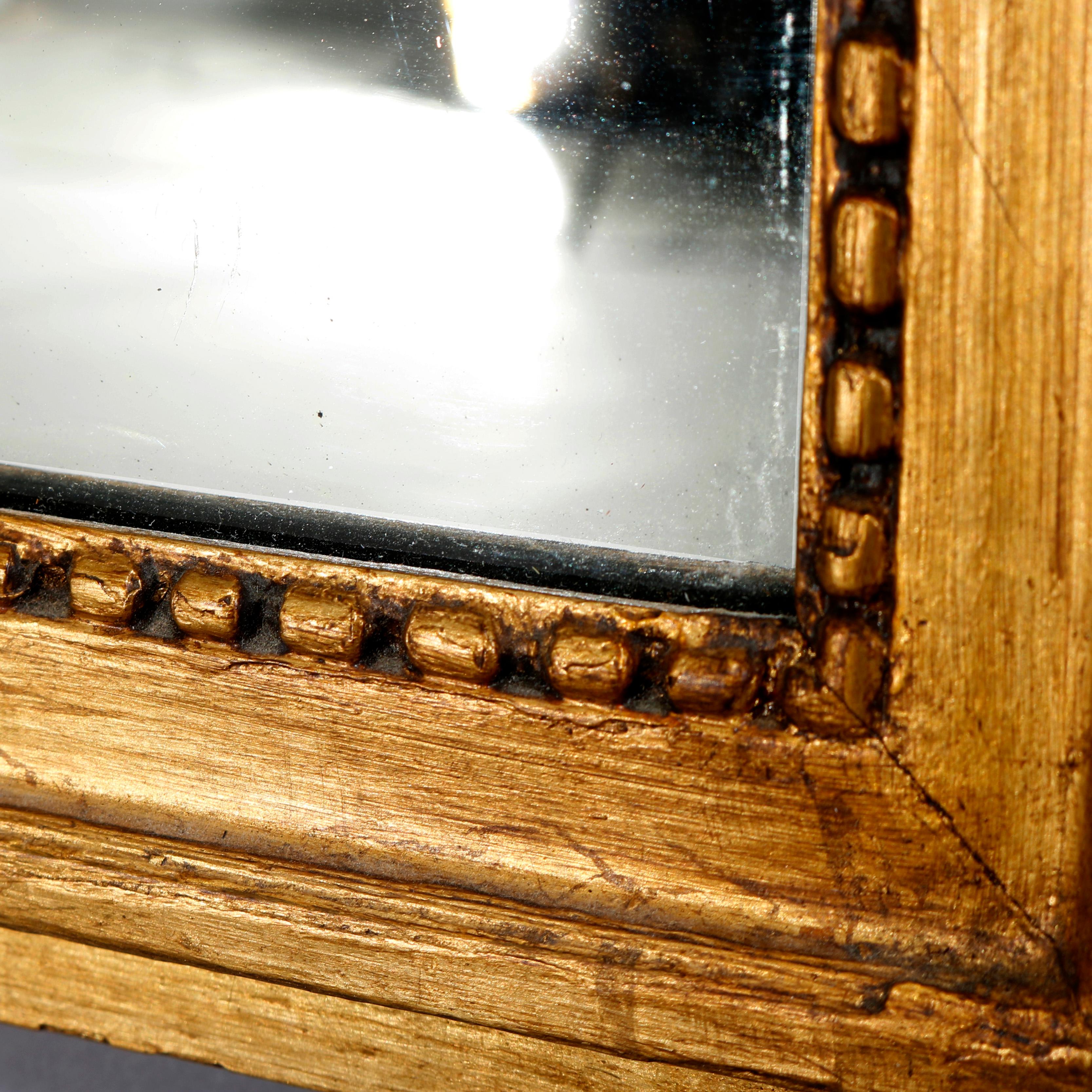 Vieux et grand miroir mural français de style Louis XVI en bois doré, 20ème siècle 5