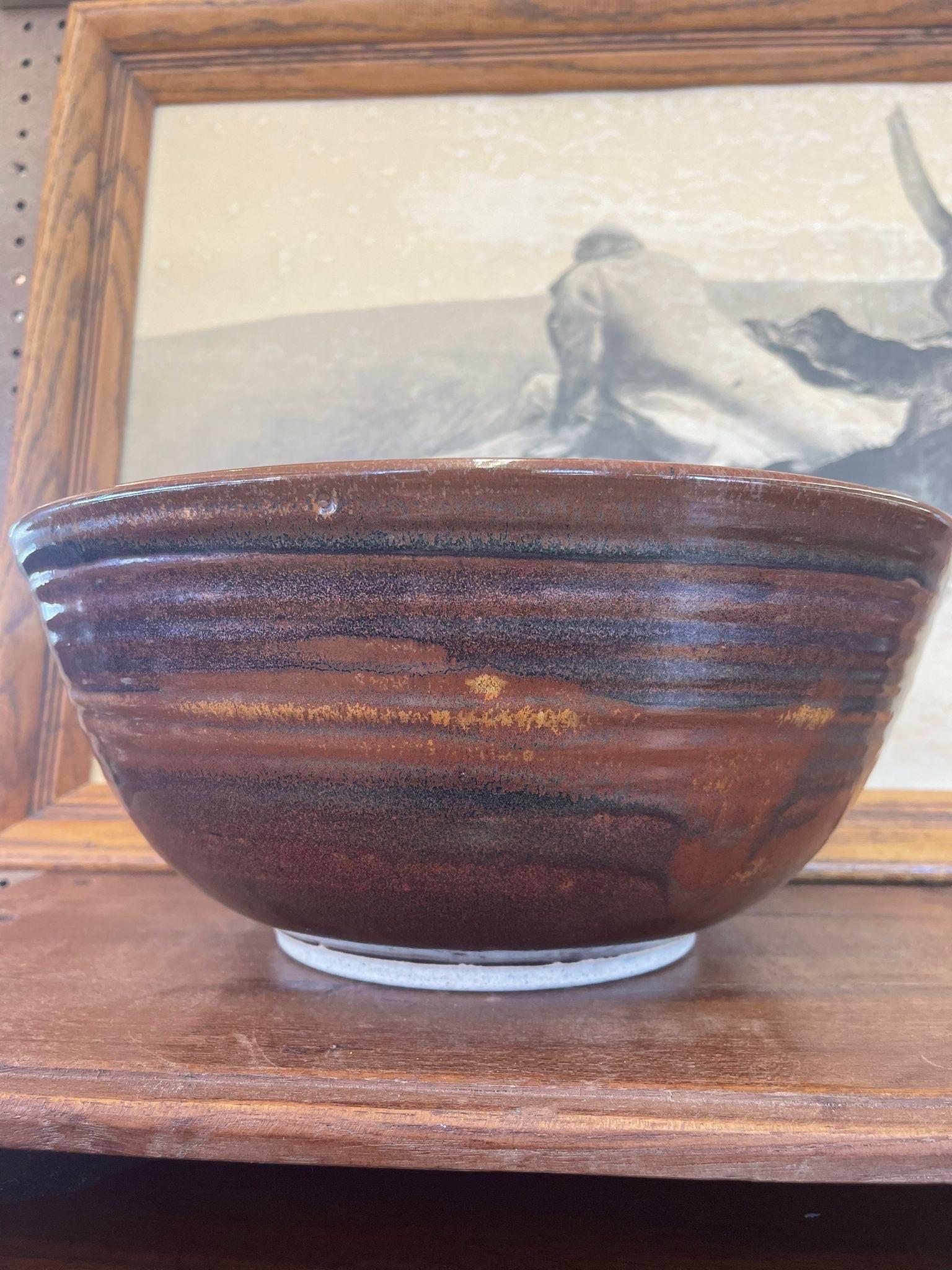 Salad Bowl or Beautiful Decor Piece.Signed M.G on the Bottom as Pictured.White Interior with Abstract Brown Detailing.

Dimensions. 13 Diameter; 6 H