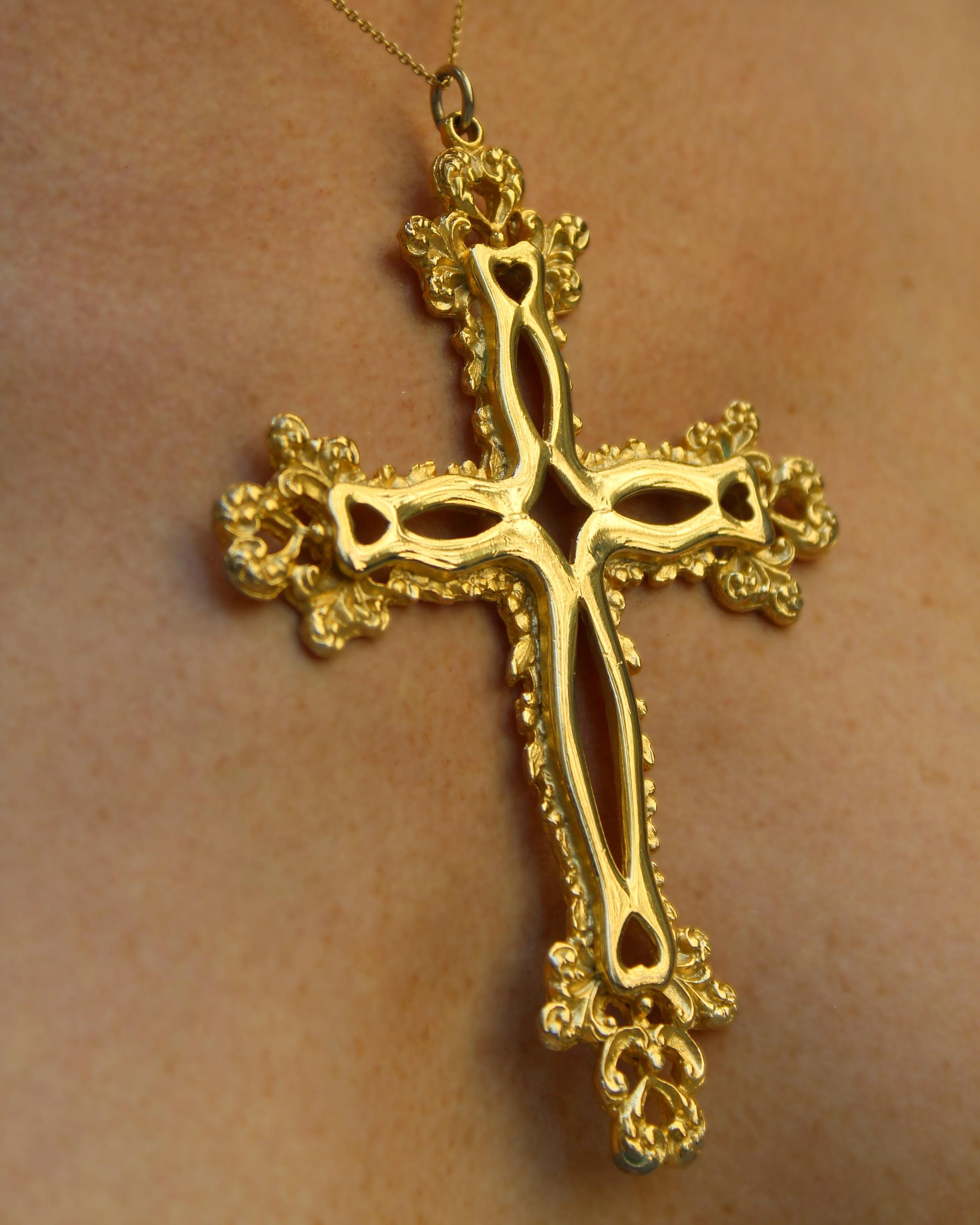 Vintage Large Gold Baroque Cross In Excellent Condition For Sale In New York, NY