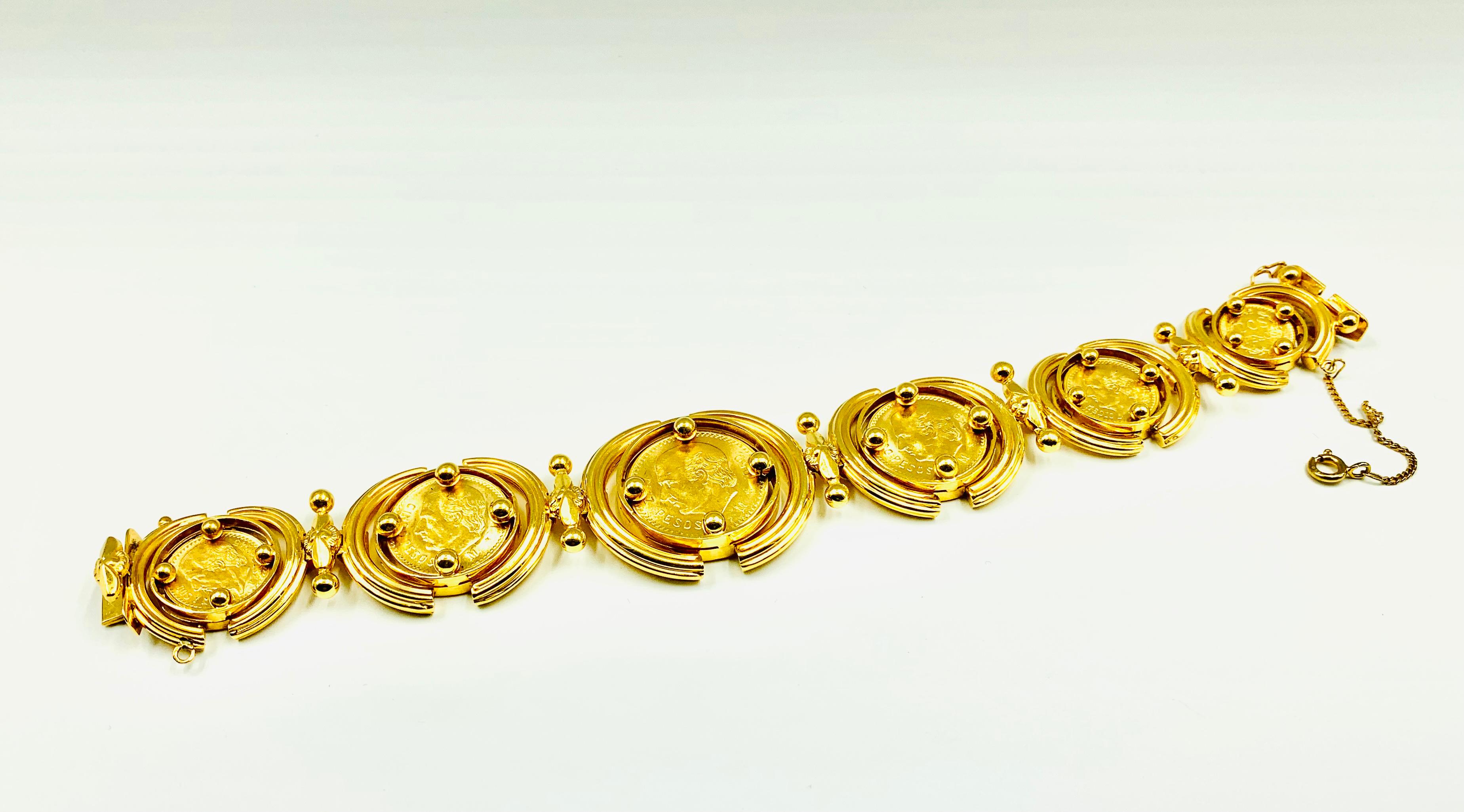 Large Estate Gemme Numari High Karat, 24k, 18k Gold Articulated Coin Bracelet In Good Condition For Sale In New York, NY
