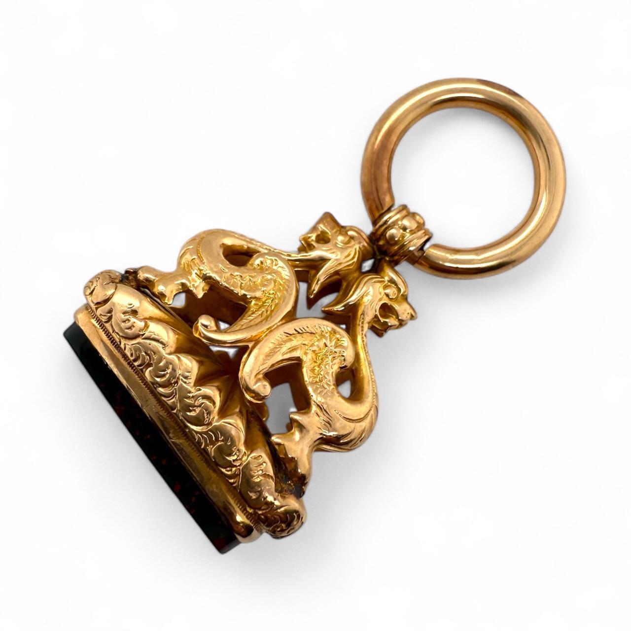 Vintage Large Griffin Bloodstone Watch Fob Anhänger 14K Rose Gold im Angebot 2