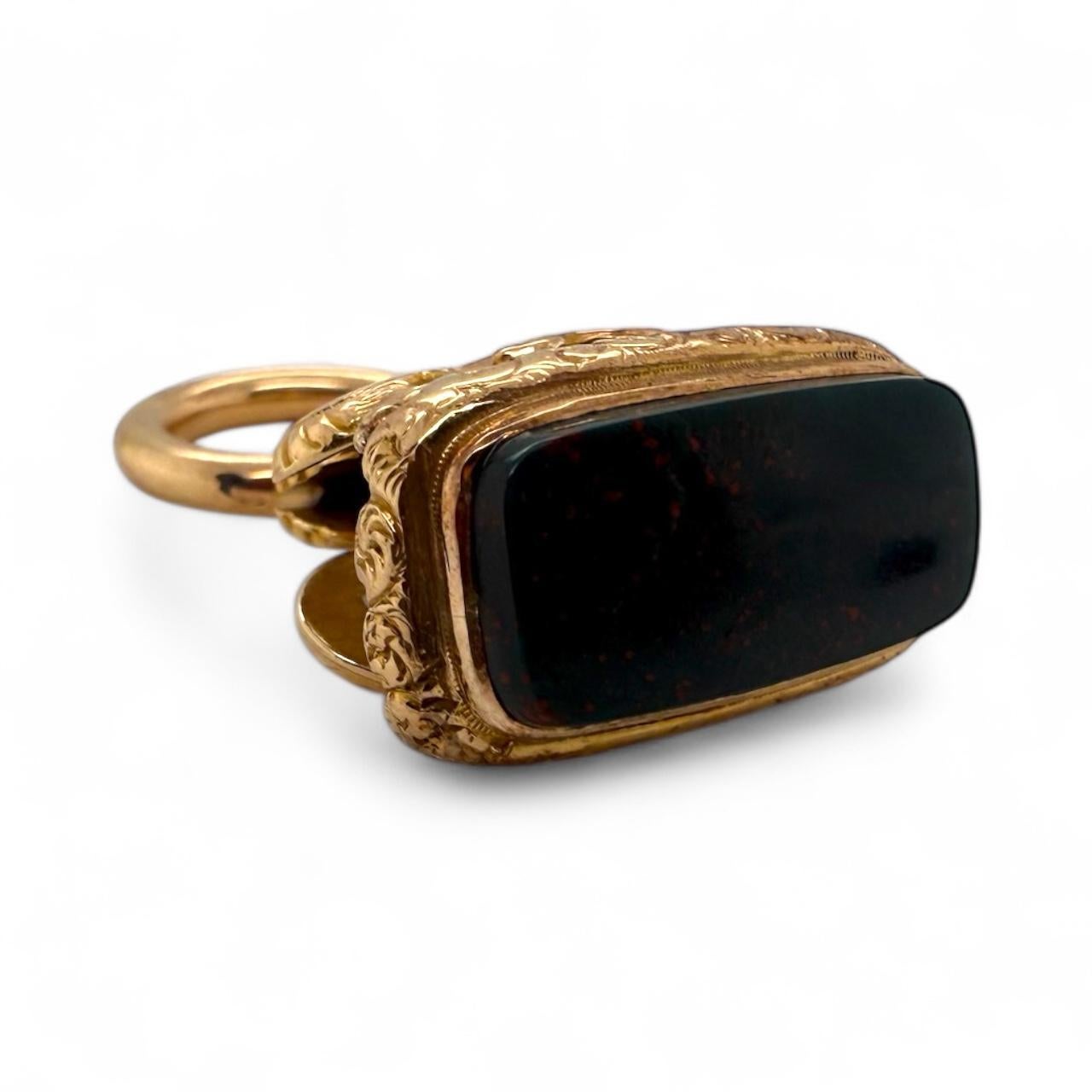 Vintage Large Griffin Bloodstone Watch Fob Anhänger 14K Rose Gold im Angebot 4