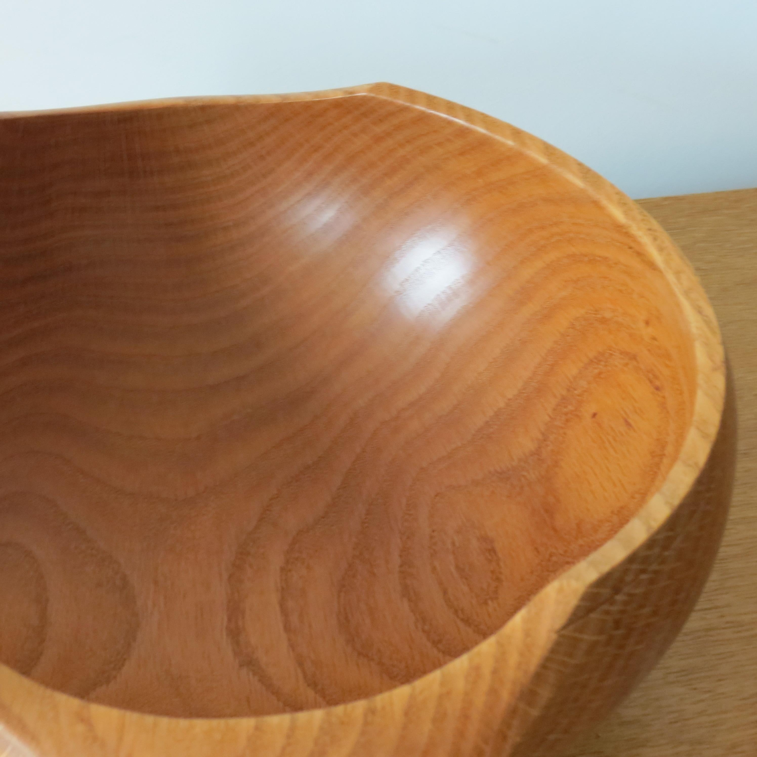 Vintage Large Hand Turned Oak Wooden Bowl With Sculptural Handles 2
